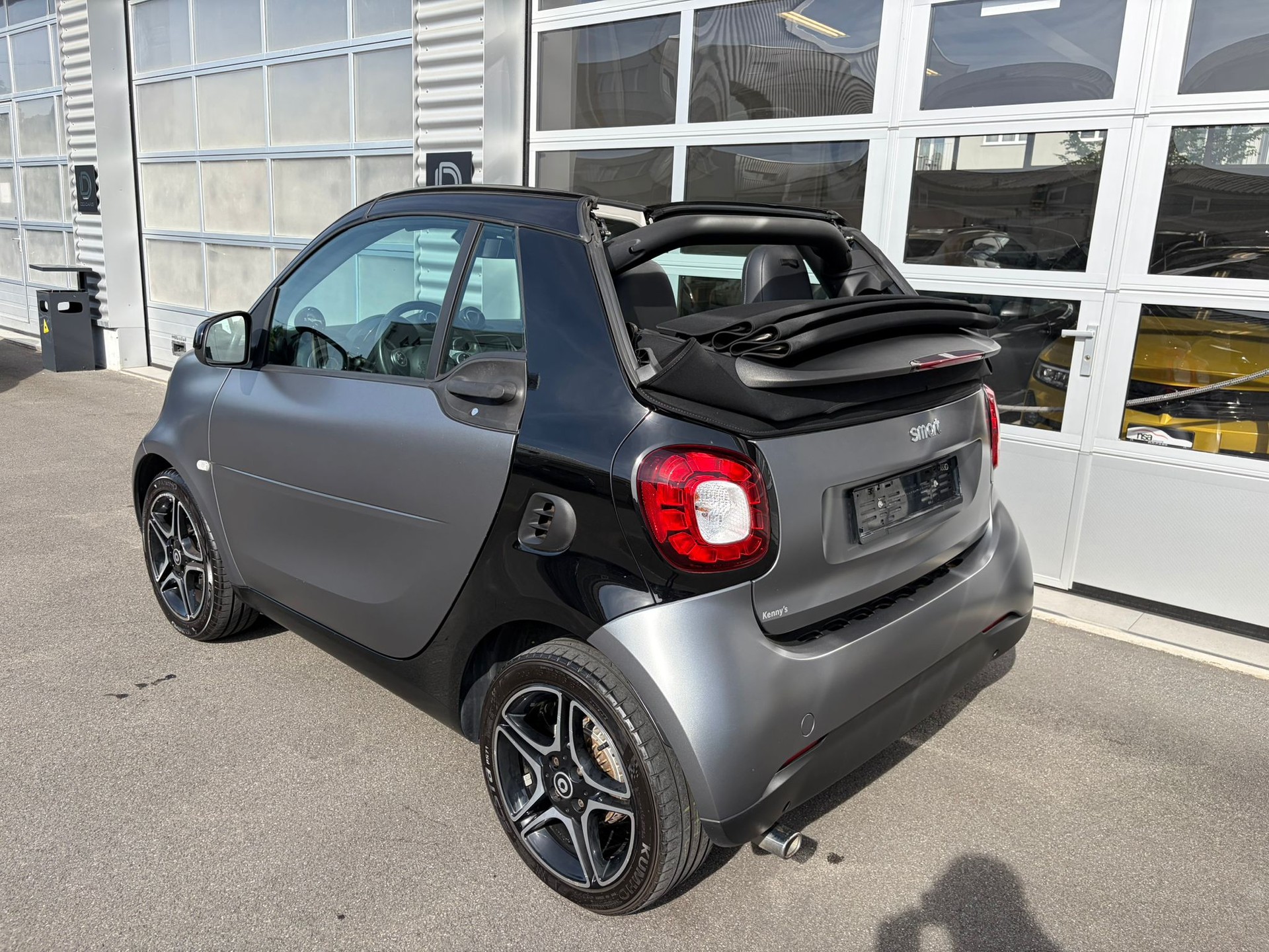 SMART fortwo prime twinmatic ** GRAU MATT **-image-2