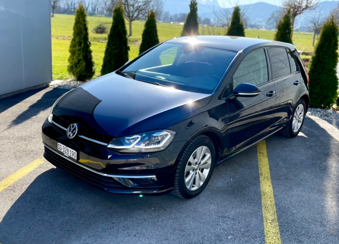 VW Golf 2.0 TDI Comfortline 4Motion DSG-image-0