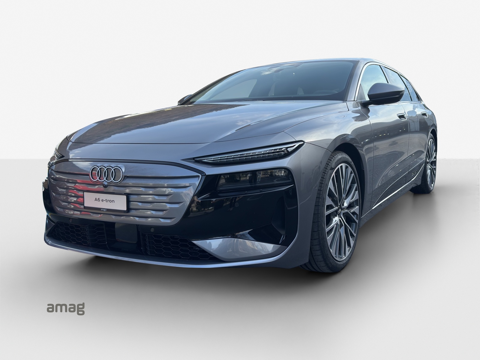 AUDI A6 Avant e-tron quattro-image-0
