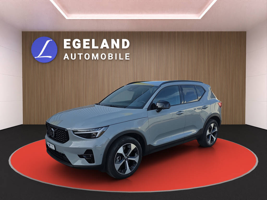VOLVO XC40 2.0 B4 MH Ultra Dark-image-0