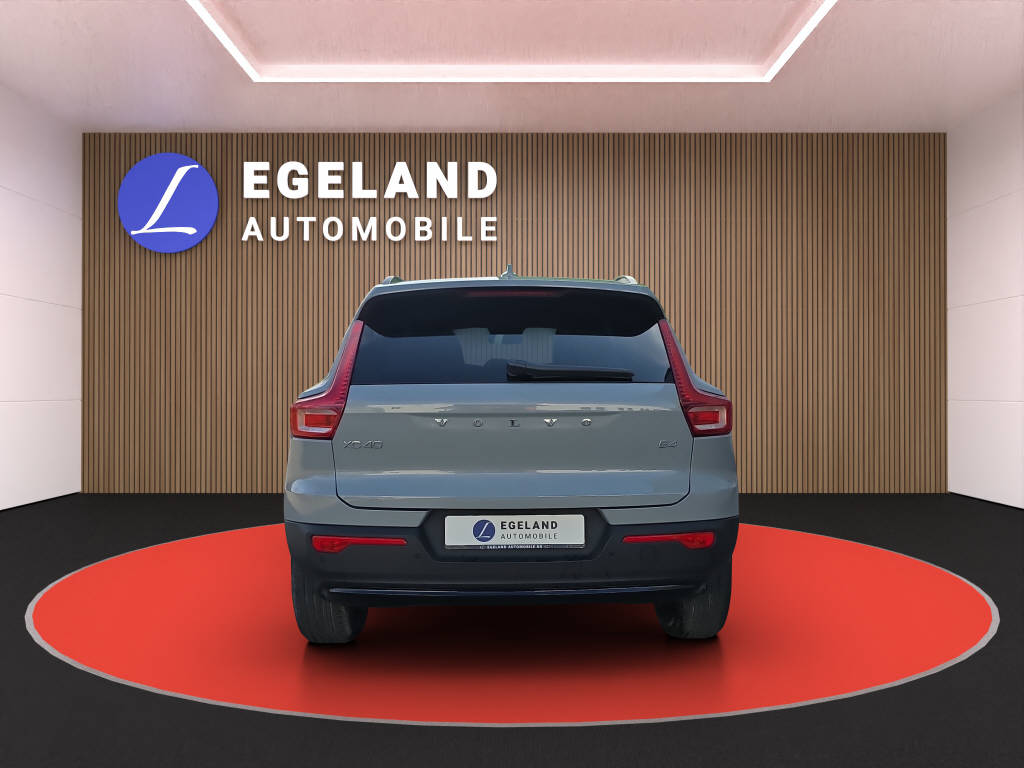VOLVO XC40 2.0 B4 MH Ultra Dark-image-5