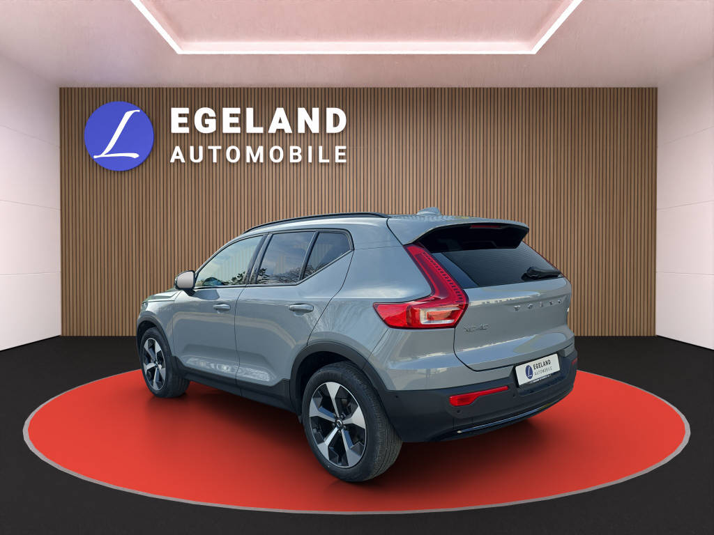 VOLVO XC40 2.0 B4 MH Ultra Dark-image-4