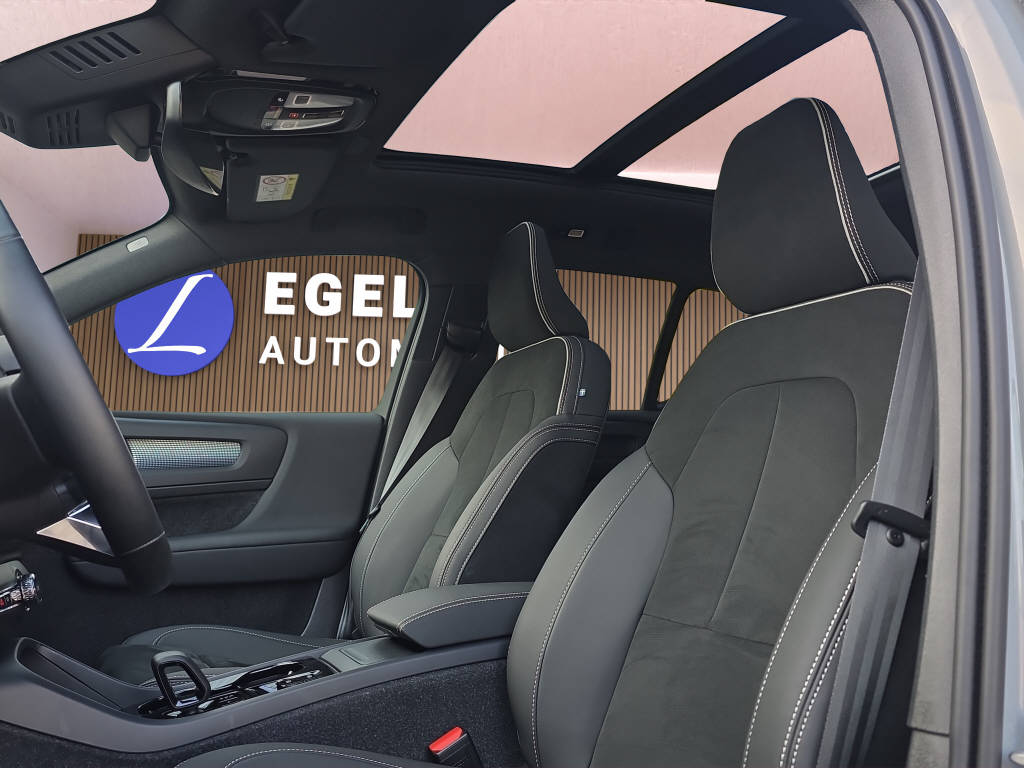 VOLVO XC40 2.0 B4 MH Ultra Dark-image-12