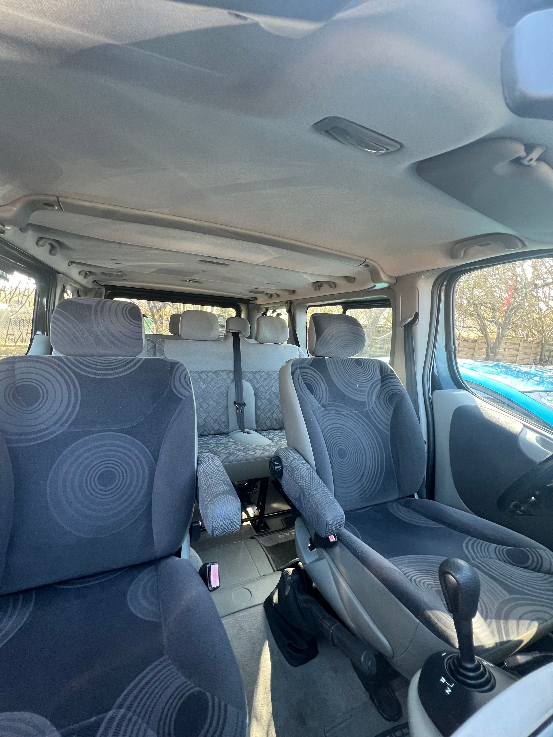 RENAULT Trafic 2.5dCi L1H1 Passenger Expression-image-4