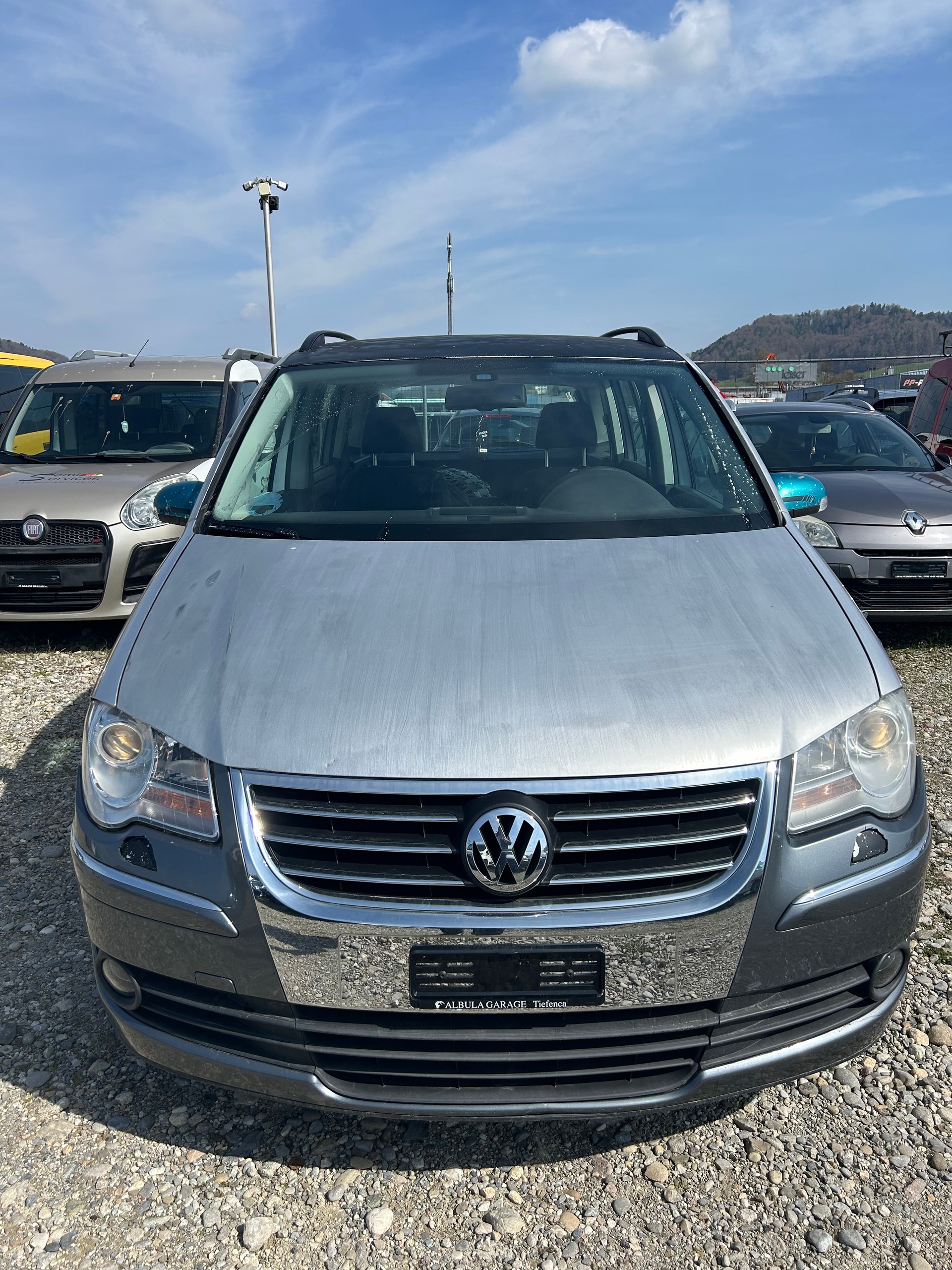 VW Touran 1.4 TSI Trendline-image-1