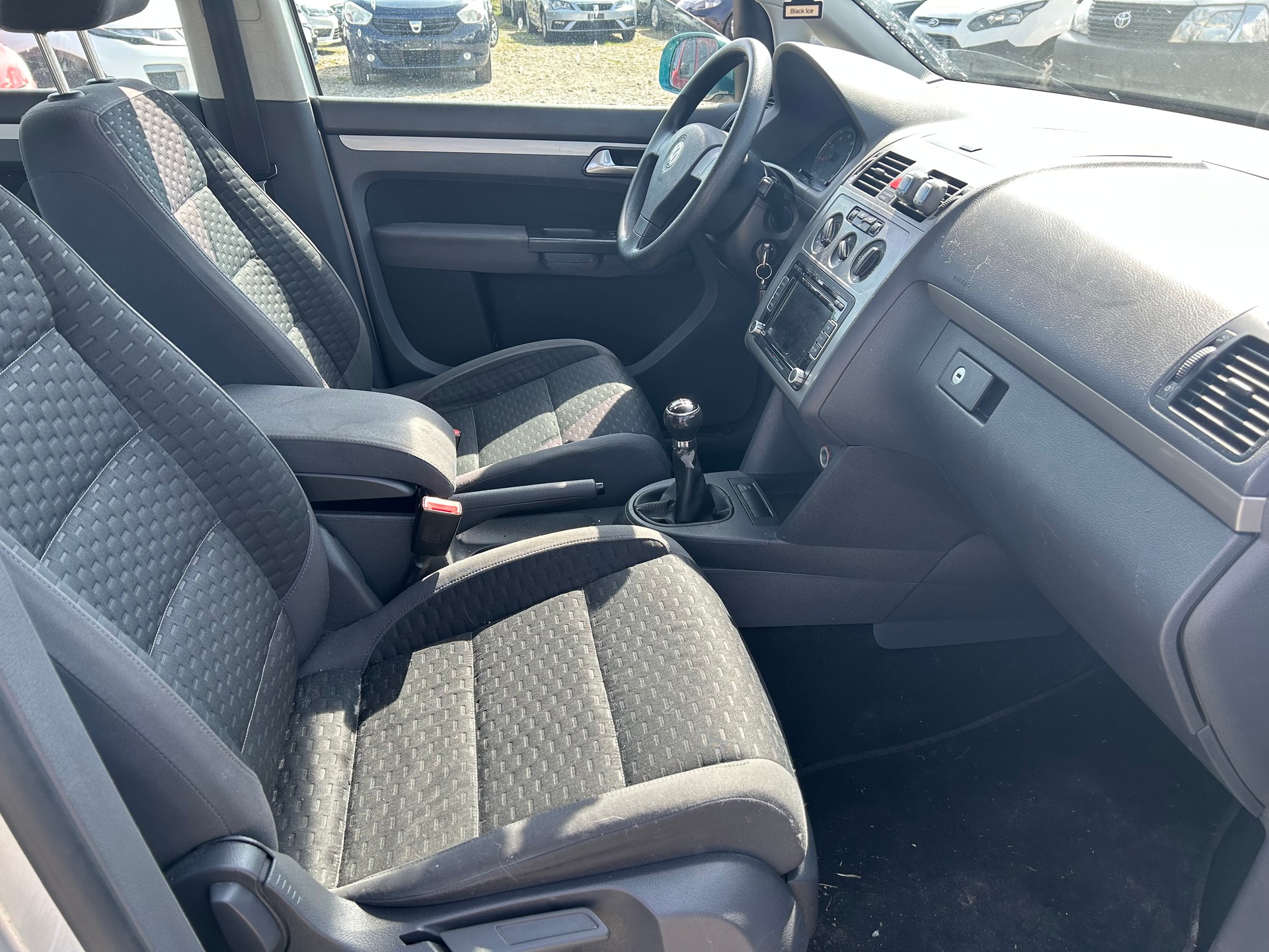 VW Touran 1.4 TSI Trendline-image-9