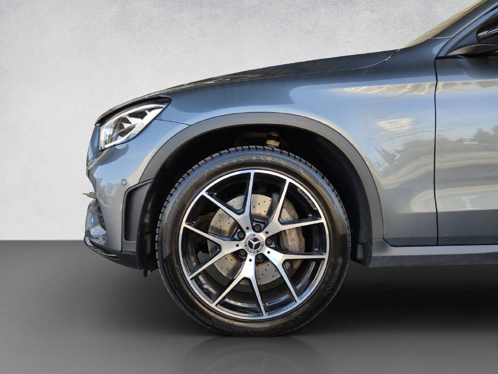 MERCEDES-BENZ GLC 220 d AMG Line 4Matic-image-6