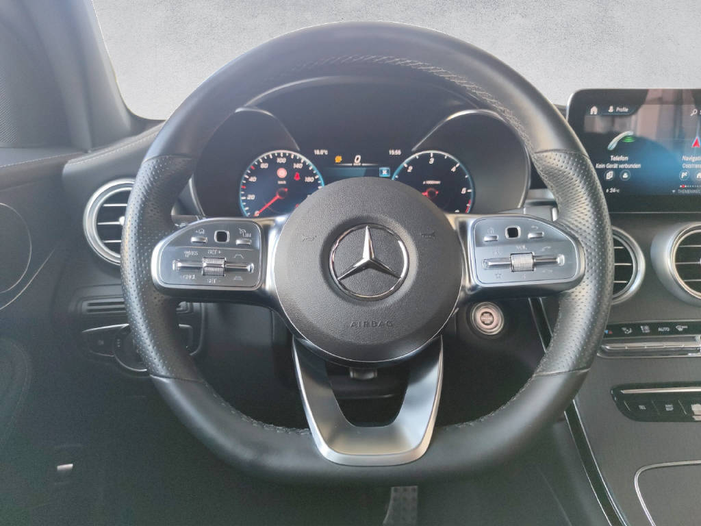 MERCEDES-BENZ GLC 220 d AMG Line 4Matic-image-11
