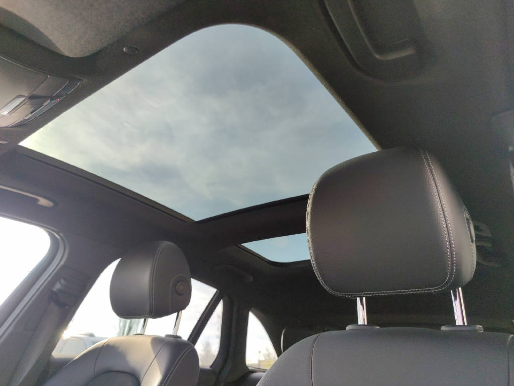MERCEDES-BENZ GLC 220 d AMG Line 4Matic-image-5
