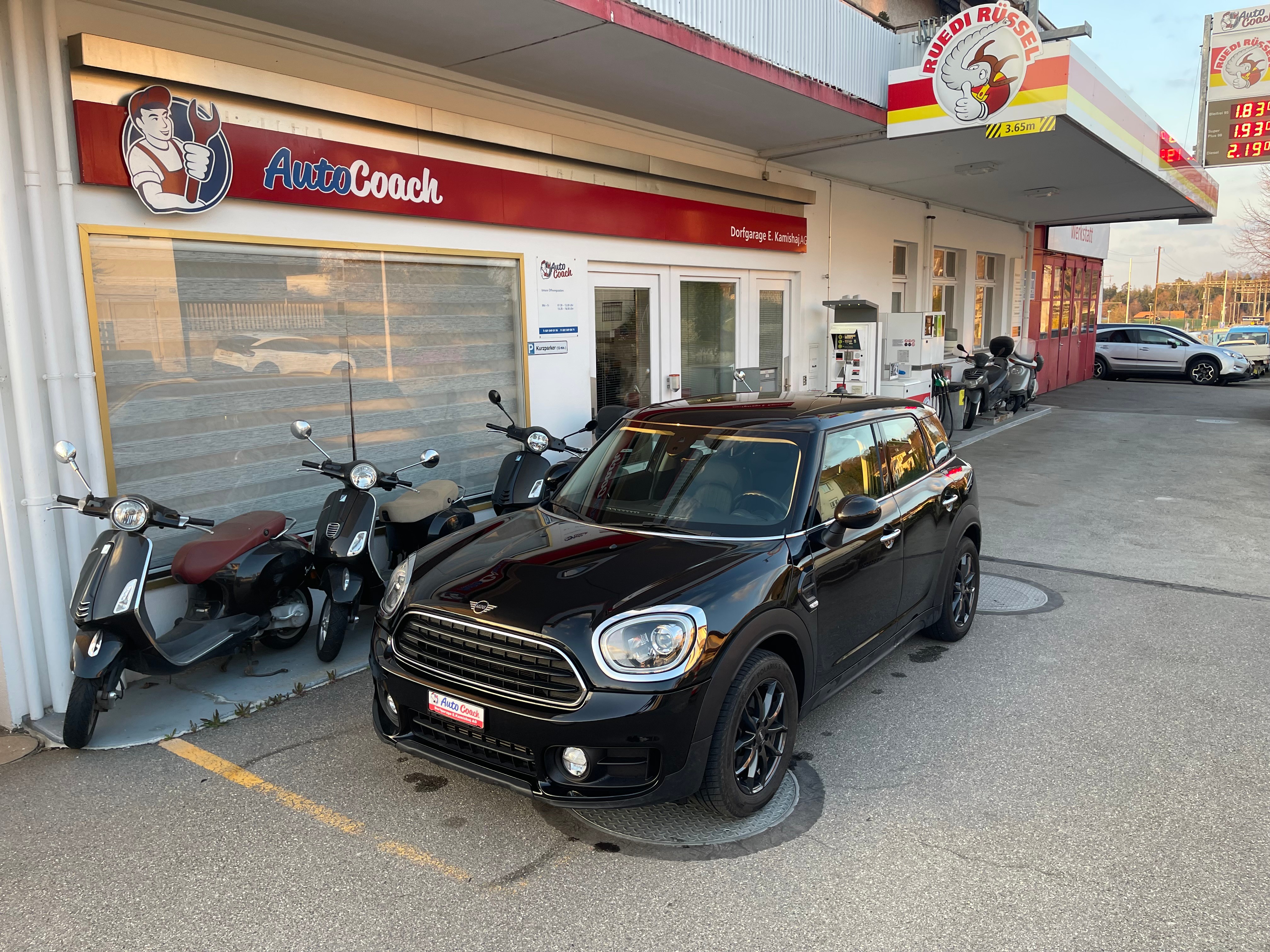 Car photo