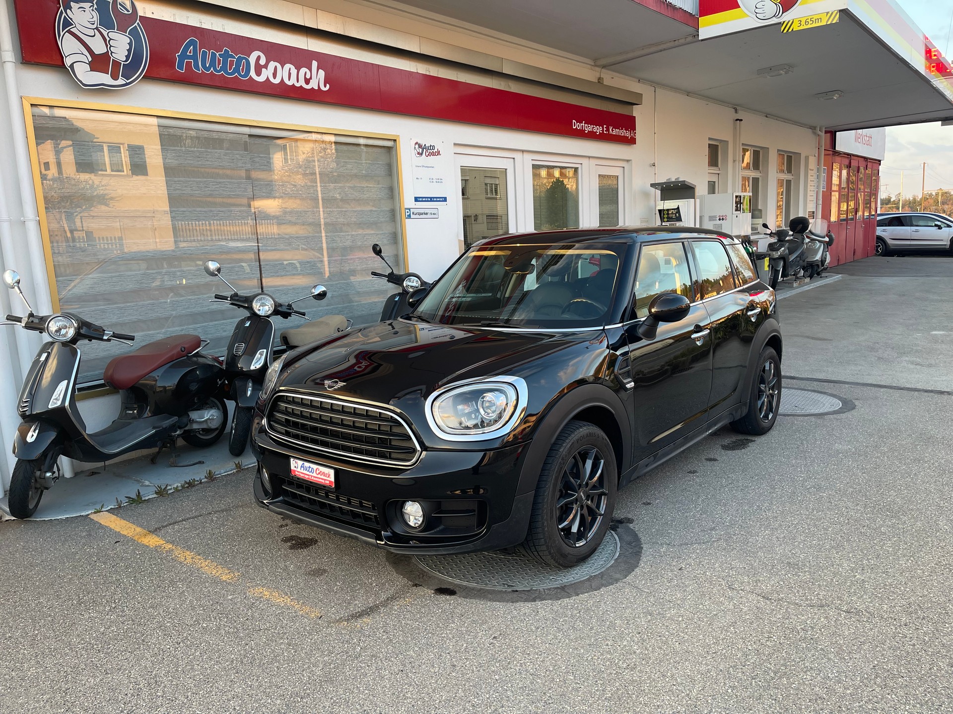 MINI Countryman One FWD Steptronic-image-12