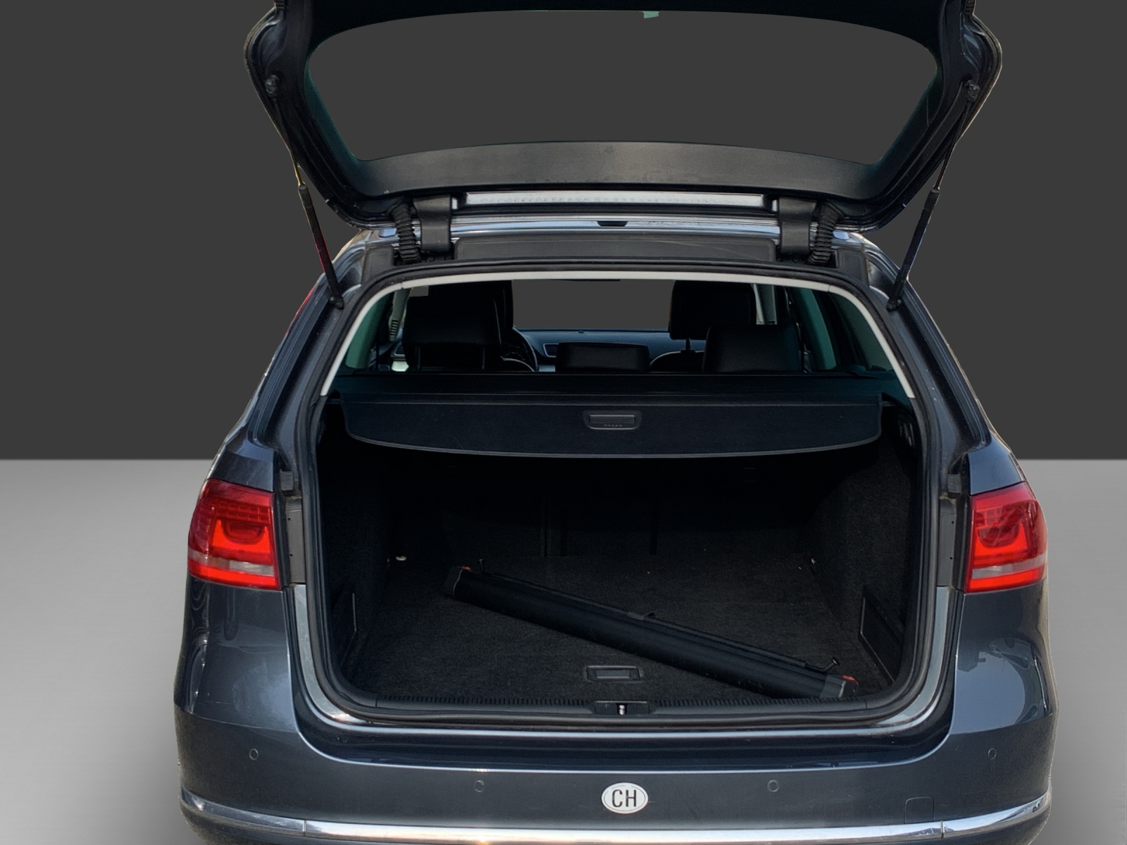 VW Passat Variant 1.8 TSI Highline DSG-image-8