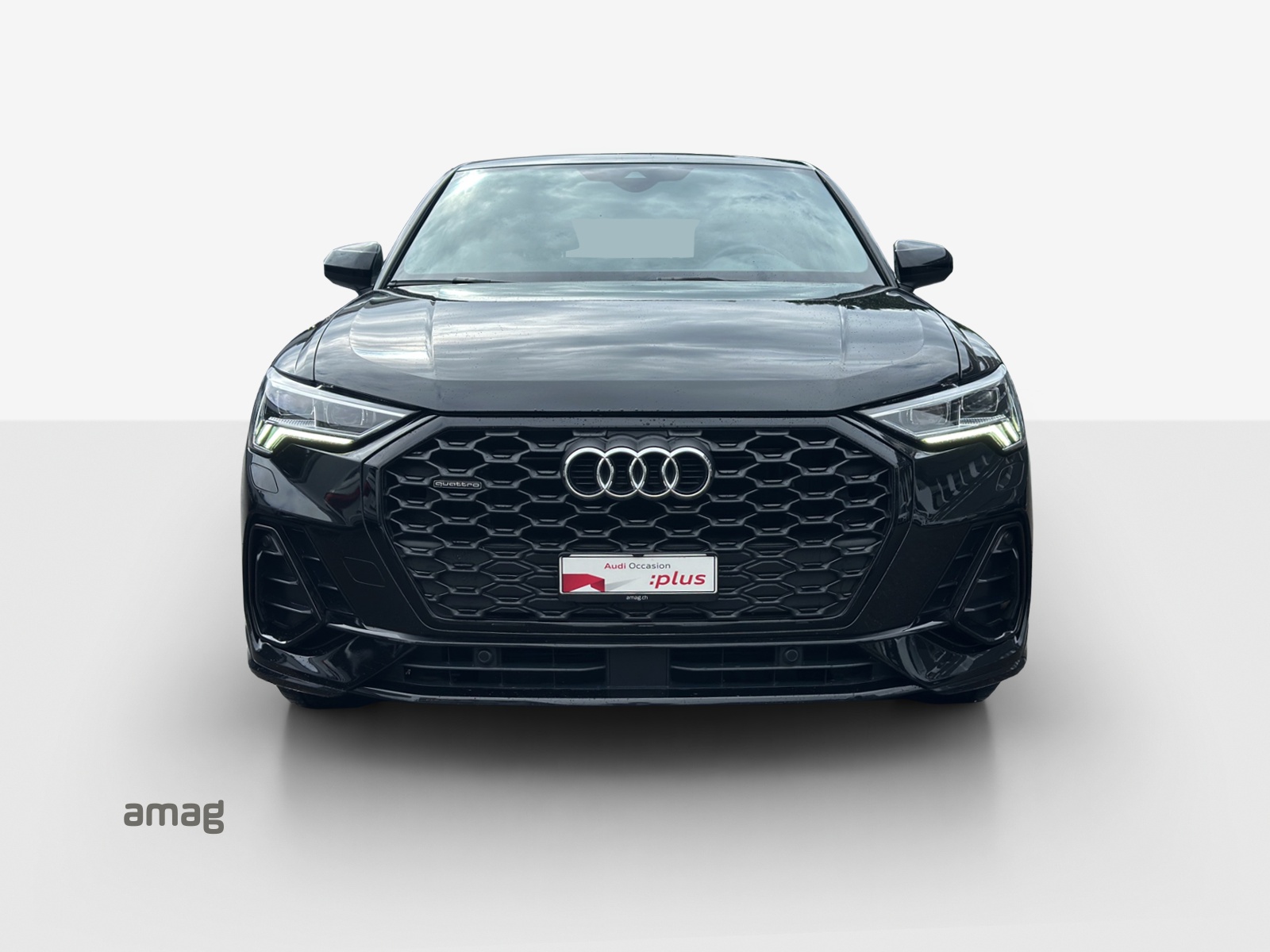 AUDI Q3 Sportback 45 TFSI S line quattro S-tronic-image-6