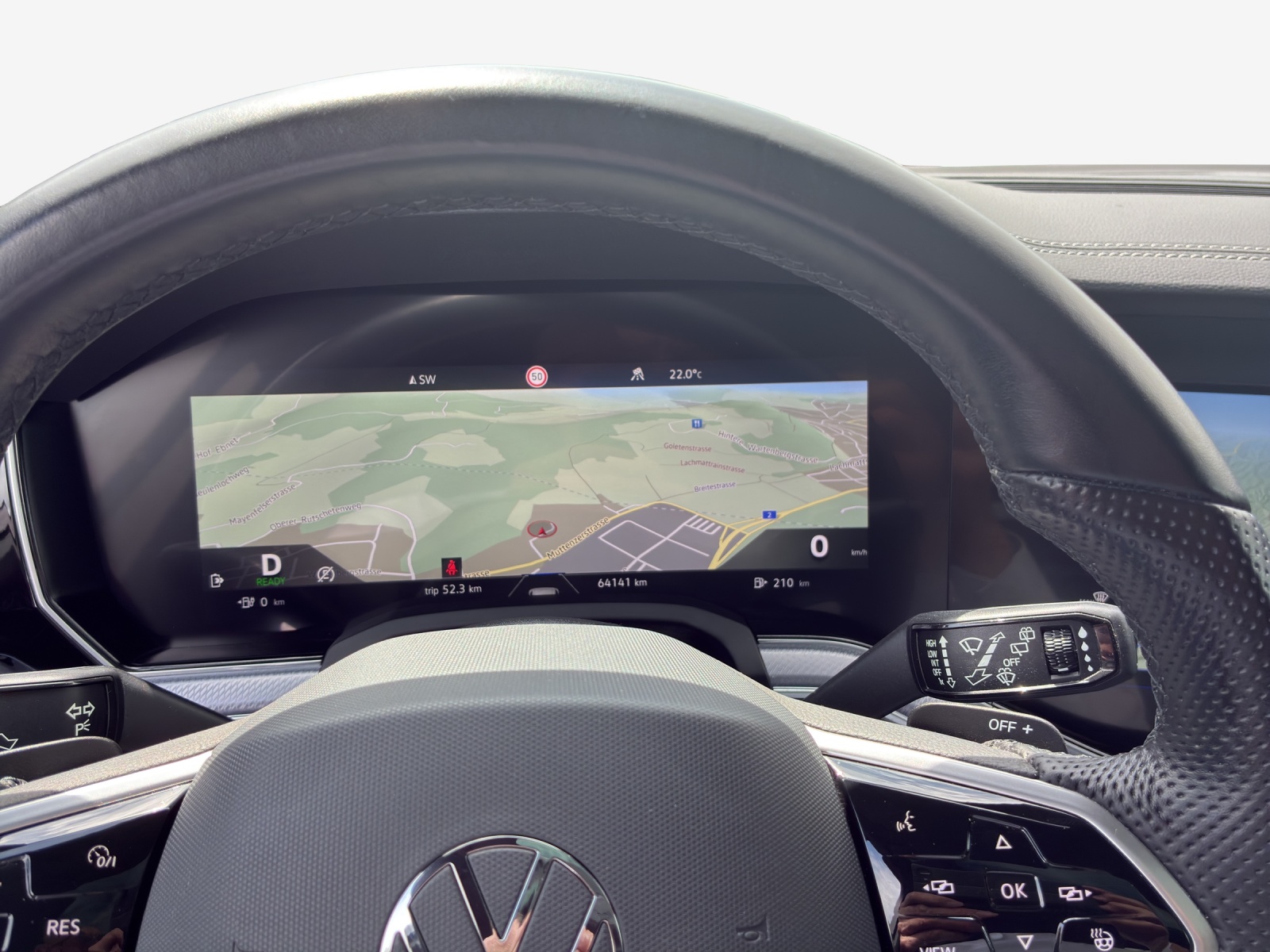 VW Touareg 3.0 TSI eHybrid R Tiptronic-image-15