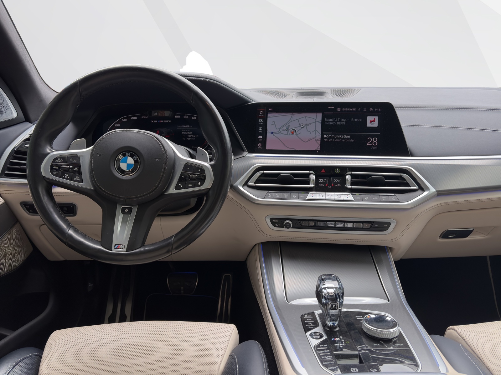 BMW X5 M50i xDrive-image-10