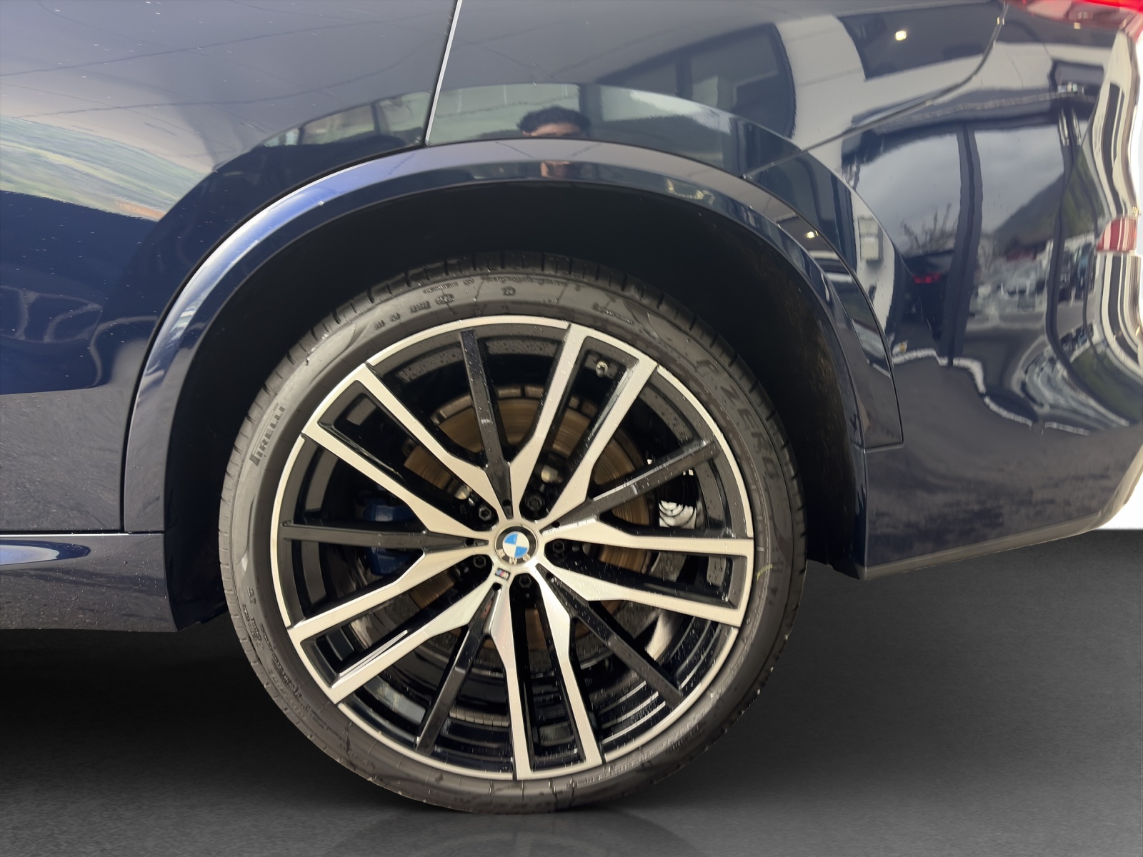 BMW X5 M50i xDrive-image-22