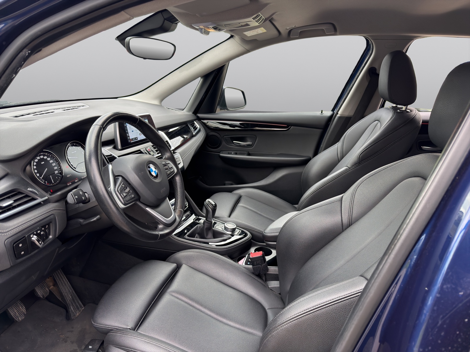 BMW 218i Active Tourer Sport Line-image-10