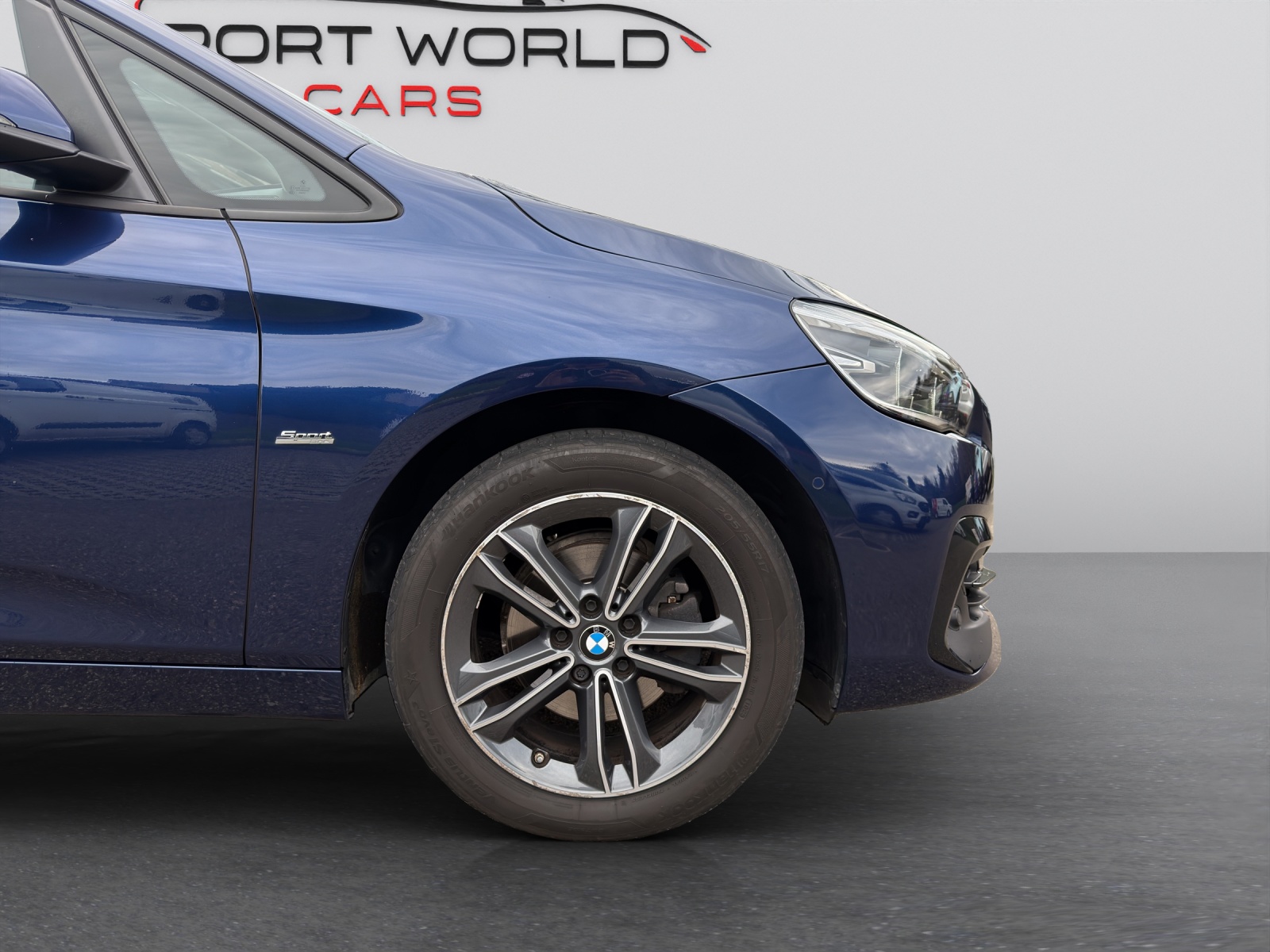 BMW 218i Active Tourer Sport Line-image-29
