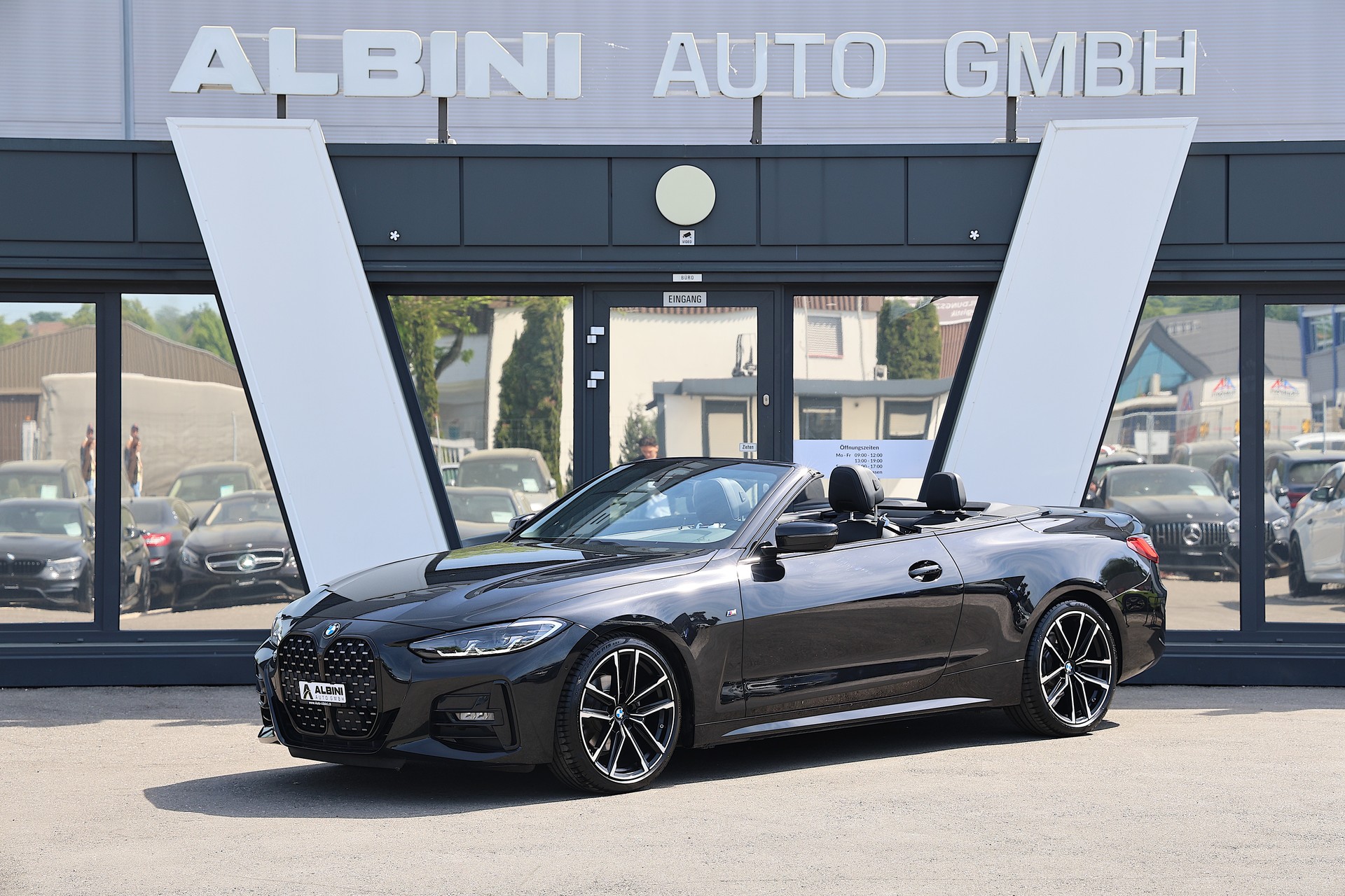BMW 420i Cabriolet M Sport Steptronic-image-0