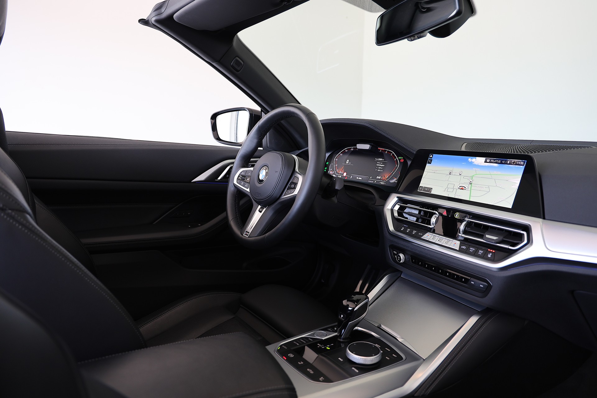 BMW 420i Cabriolet M Sport Steptronic-image-13