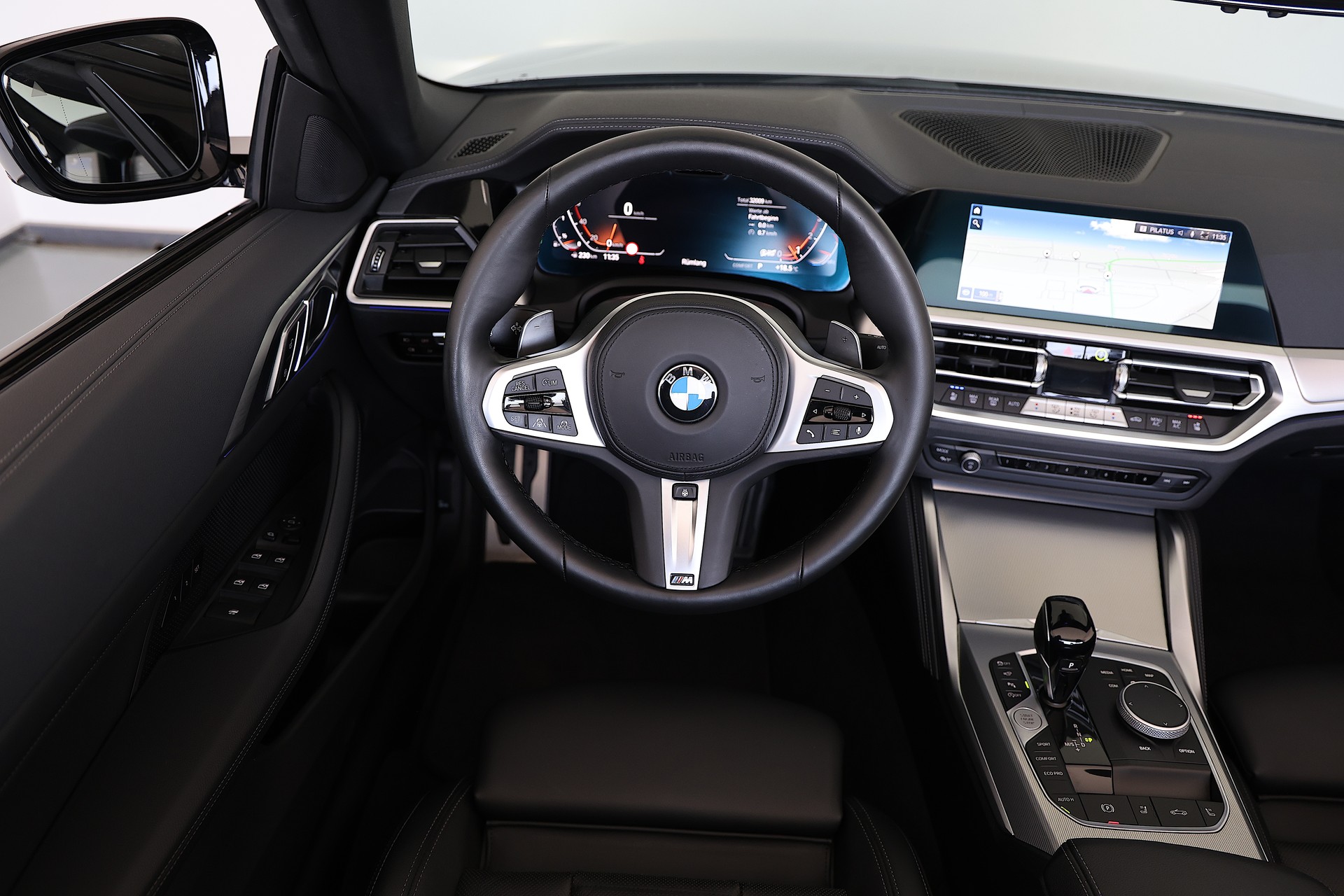 BMW 420i Cabriolet M Sport Steptronic-image-9