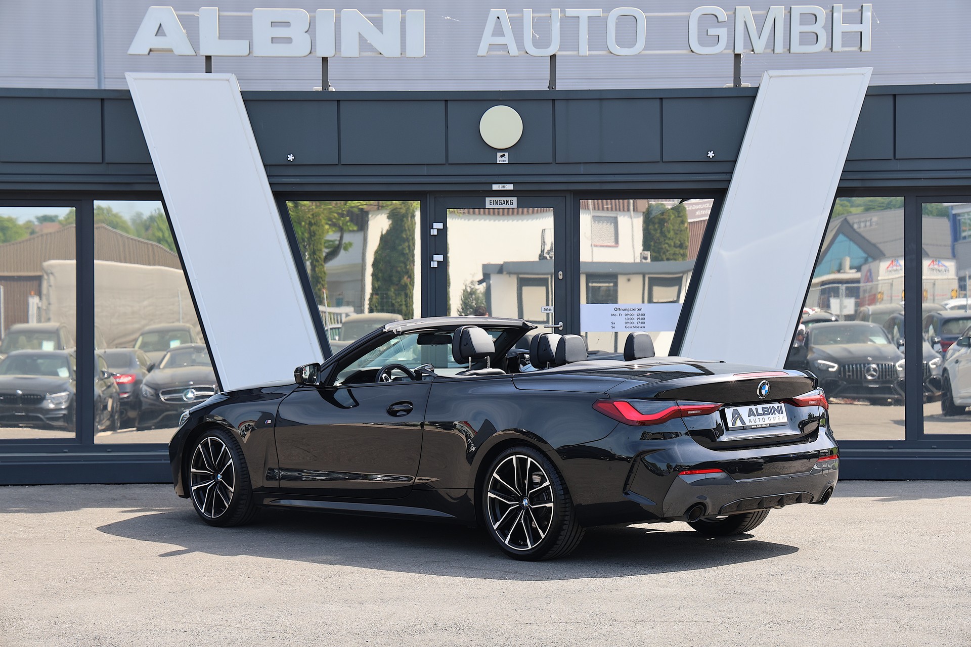 BMW 420i Cabriolet M Sport Steptronic-image-4