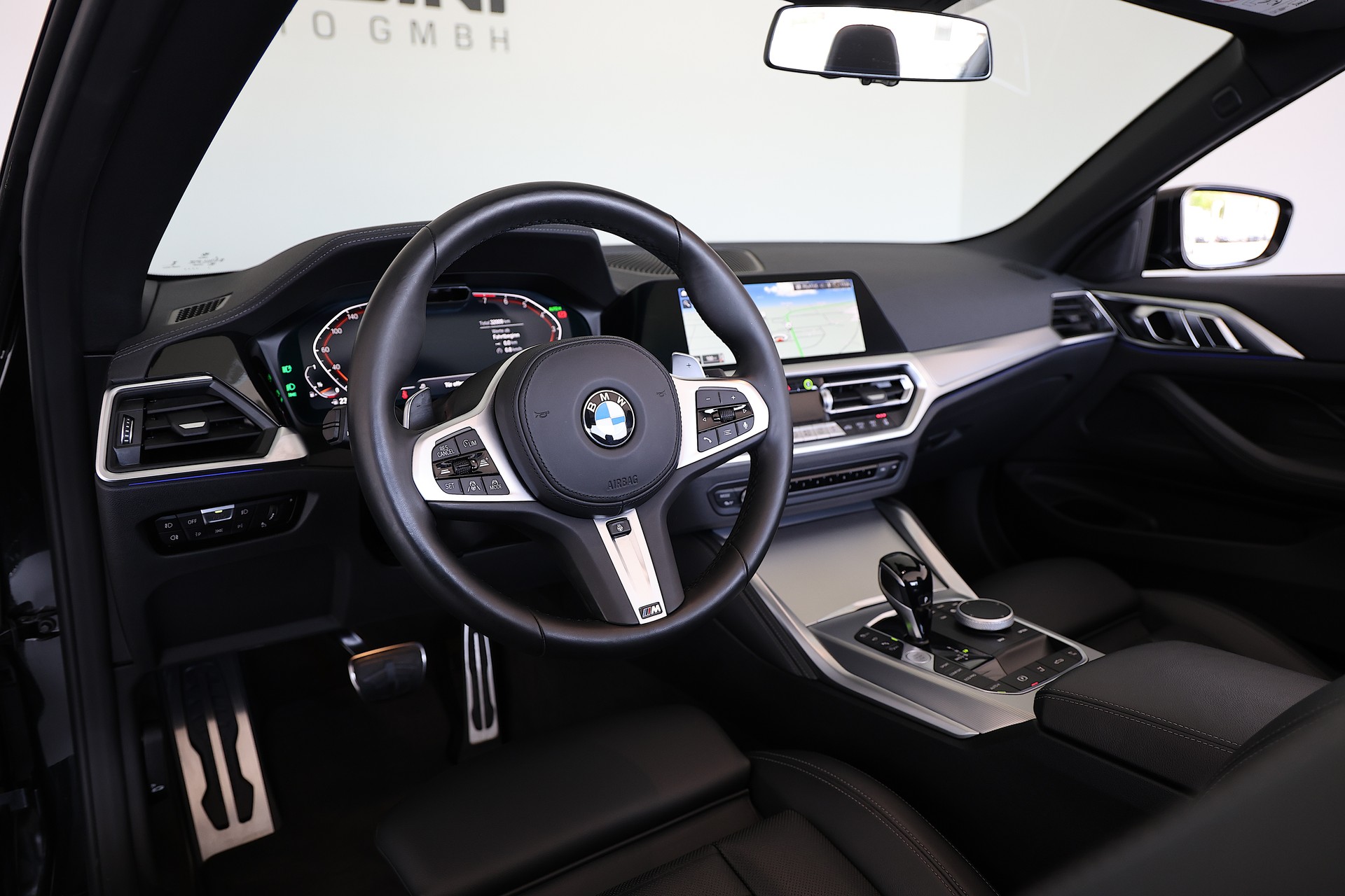 BMW 420i Cabriolet M Sport Steptronic-image-8