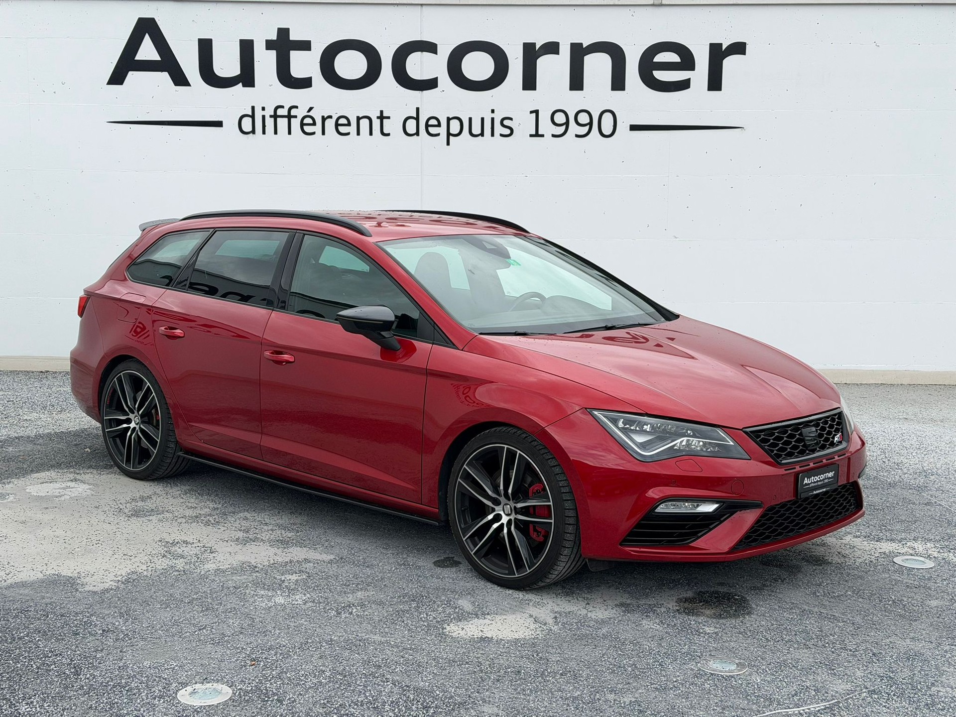 SEAT Leon ST 2.0 TSI Cupra 300 4 Drive DSG-image-3