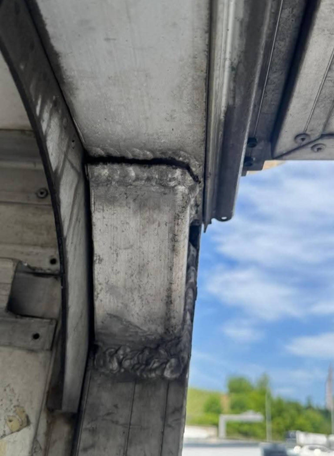 VW Crafter 35 2.0 TDI 163 PS Sattelschlepper-image-11