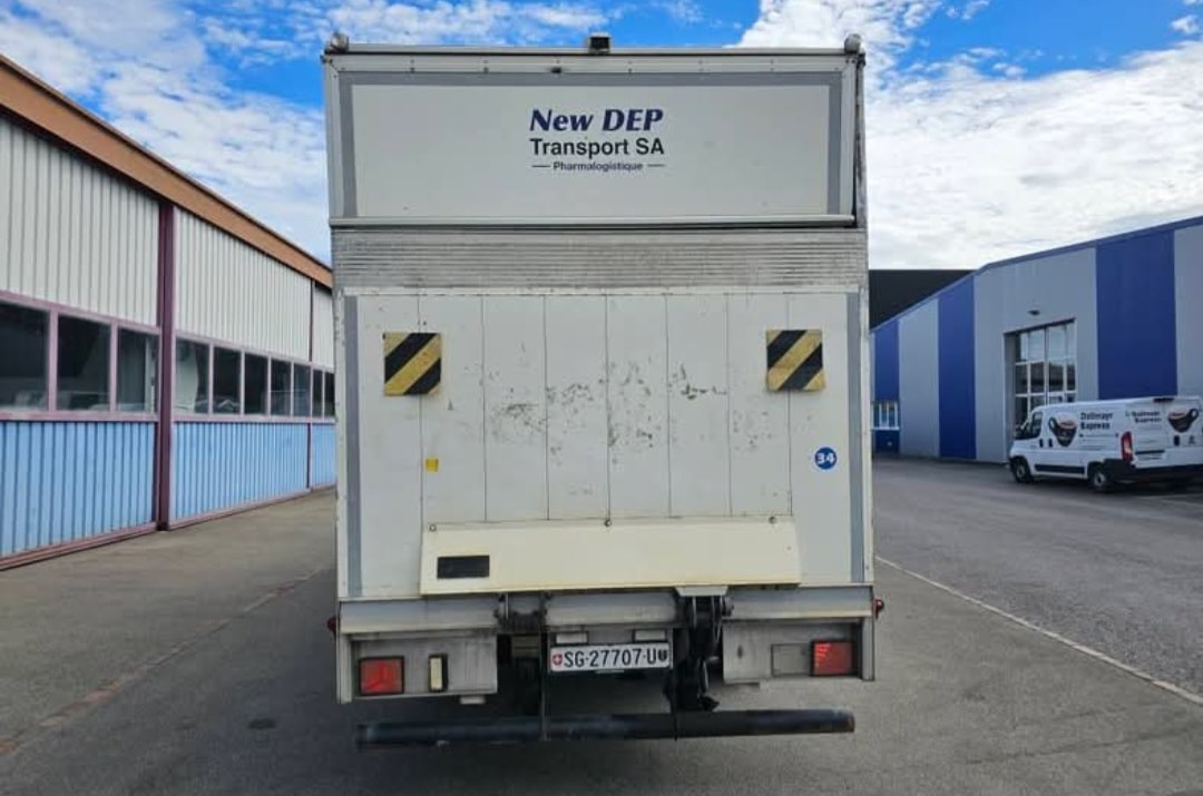 VW Crafter 35 2.0 TDI 163 PS Sattelschlepper-image-5