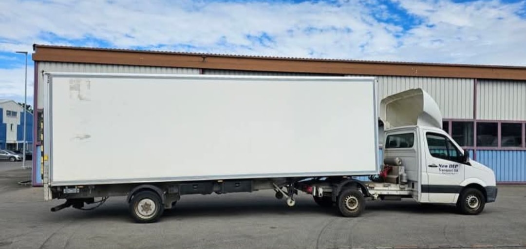 VW Crafter 35 2.0 TDI 163 PS Sattelschlepper-image-2