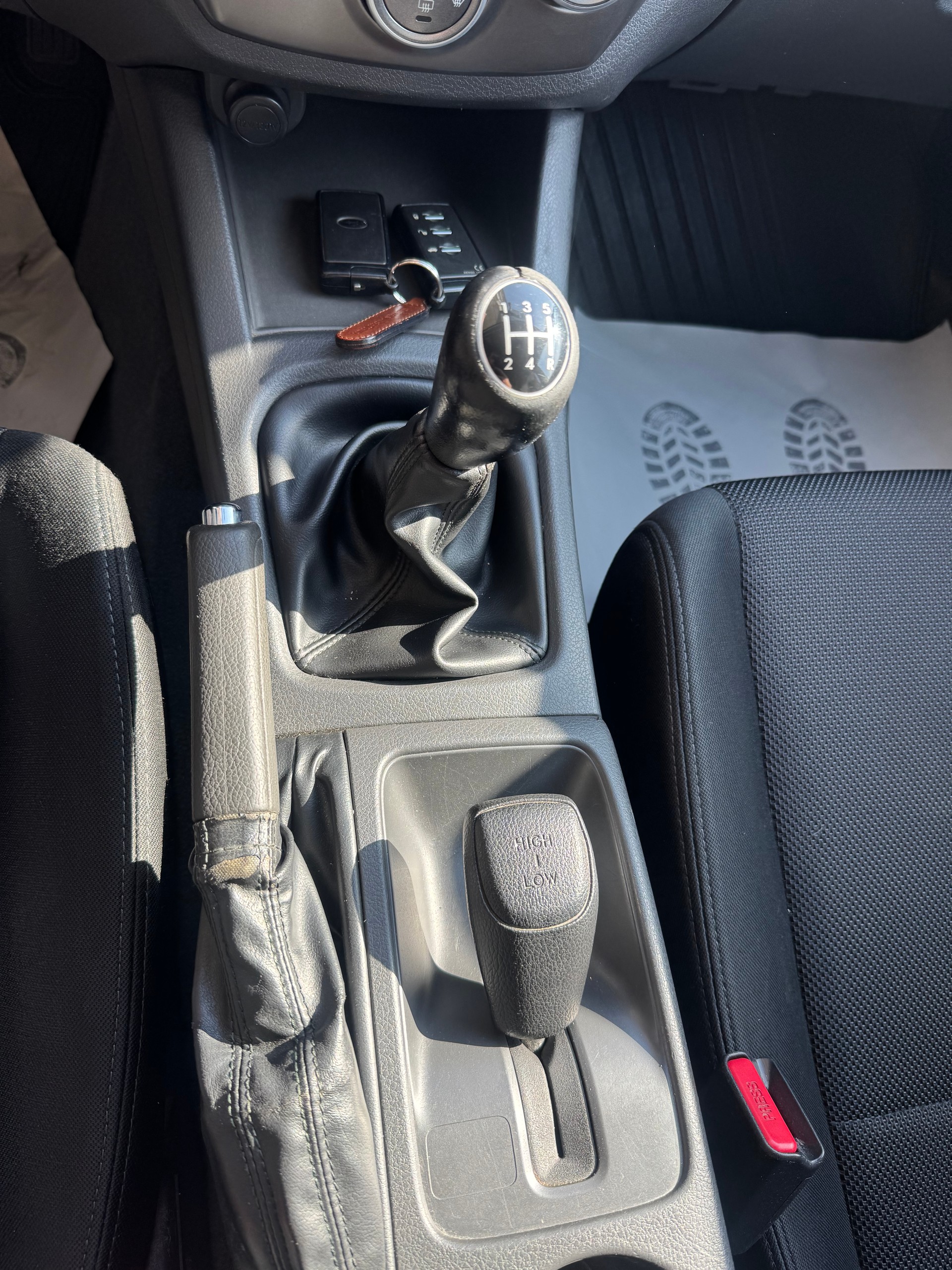 SUBARU Impreza 2.0R Comfort S-image-9