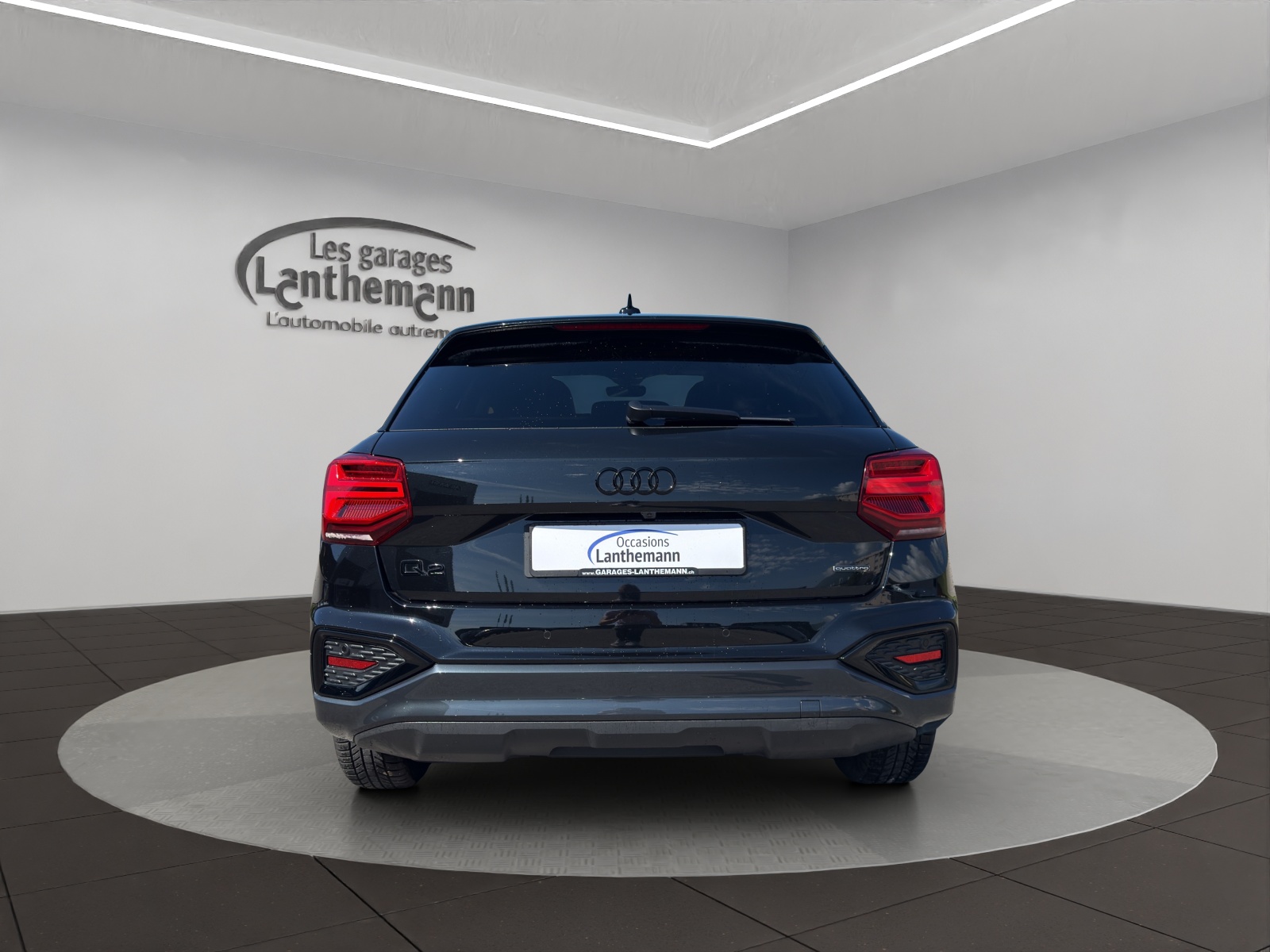 AUDI Q2 40 TFSI advanced Attraction quattro S-tronic-image-3