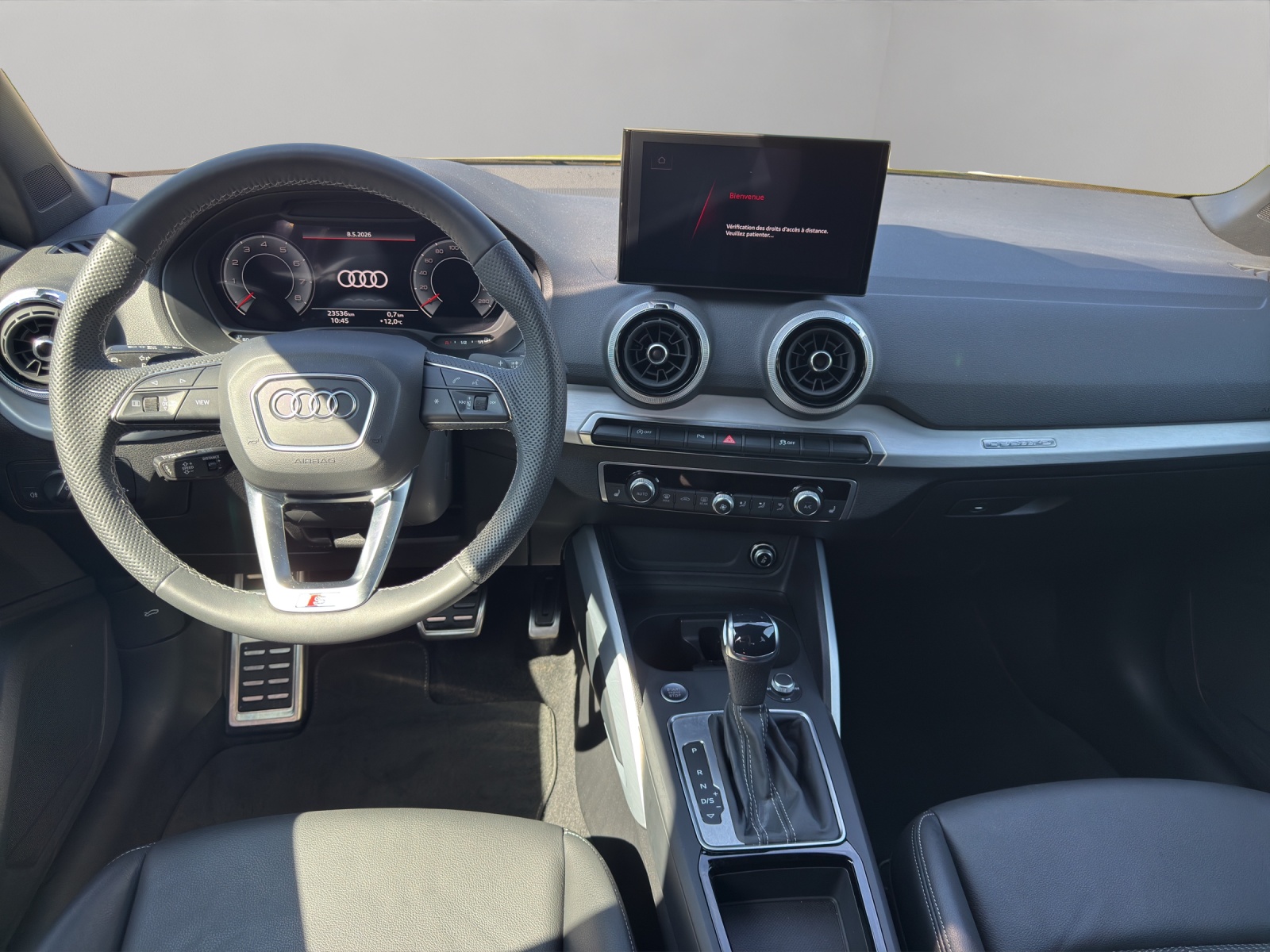 AUDI Q2 40 TFSI advanced Attraction quattro S-tronic-image-9