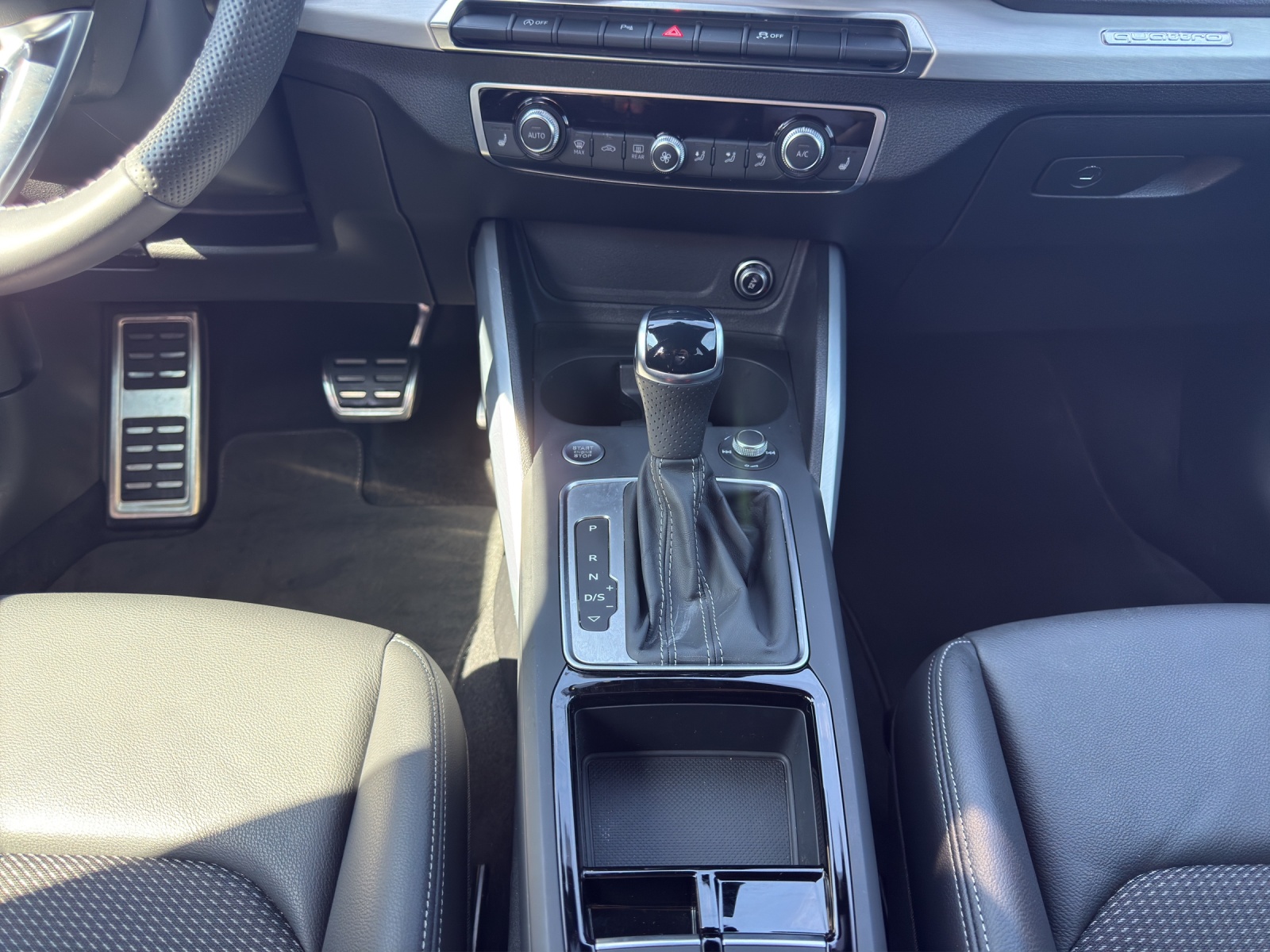 AUDI Q2 40 TFSI advanced Attraction quattro S-tronic-image-11