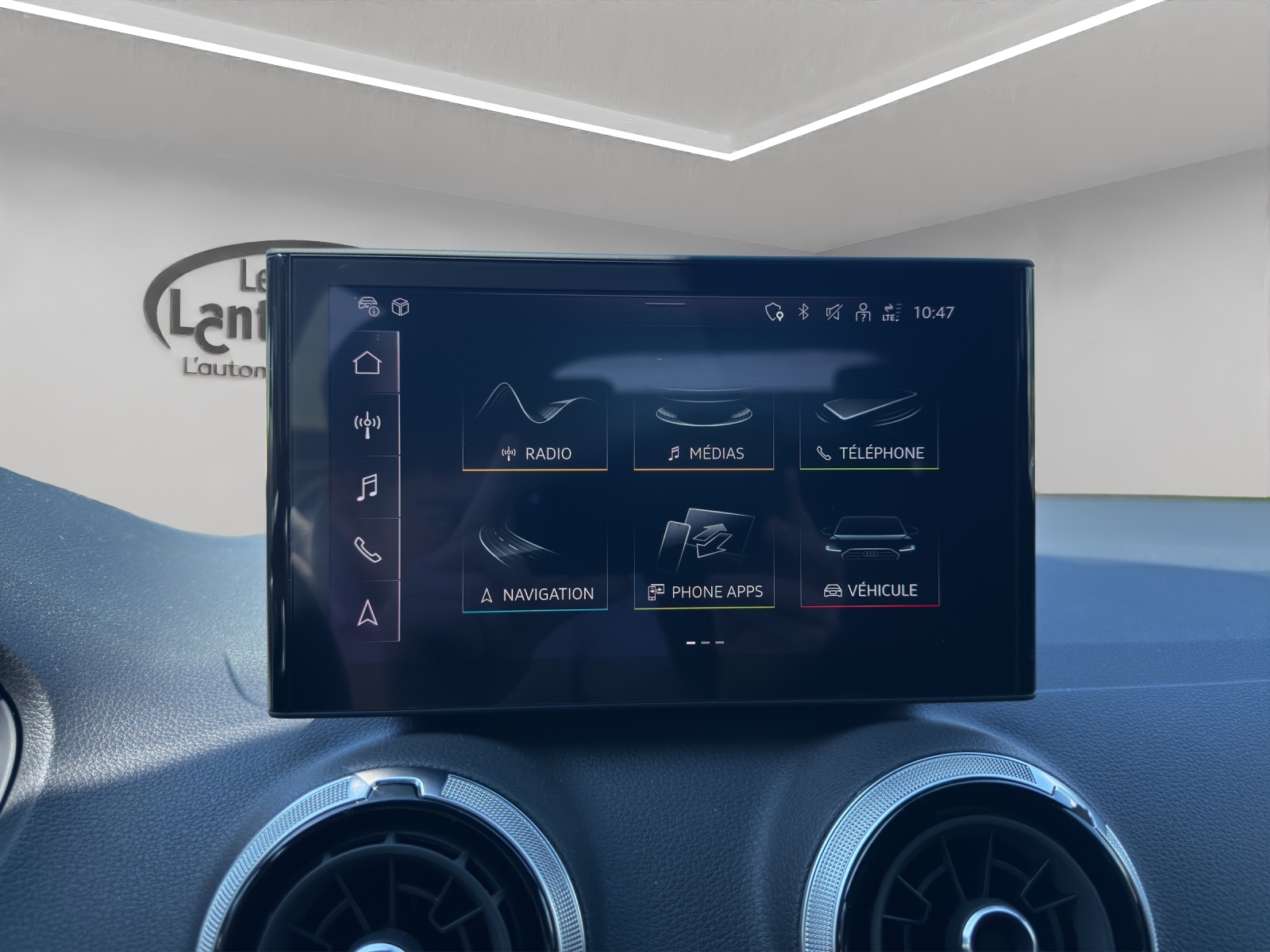 AUDI Q2 40 TFSI advanced Attraction quattro S-tronic-image-14