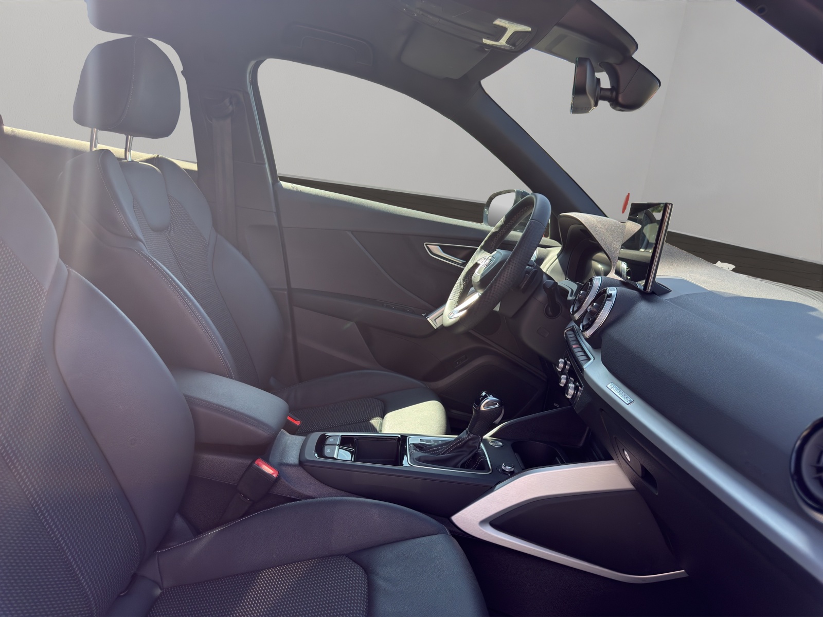 AUDI Q2 40 TFSI advanced Attraction quattro S-tronic-image-17