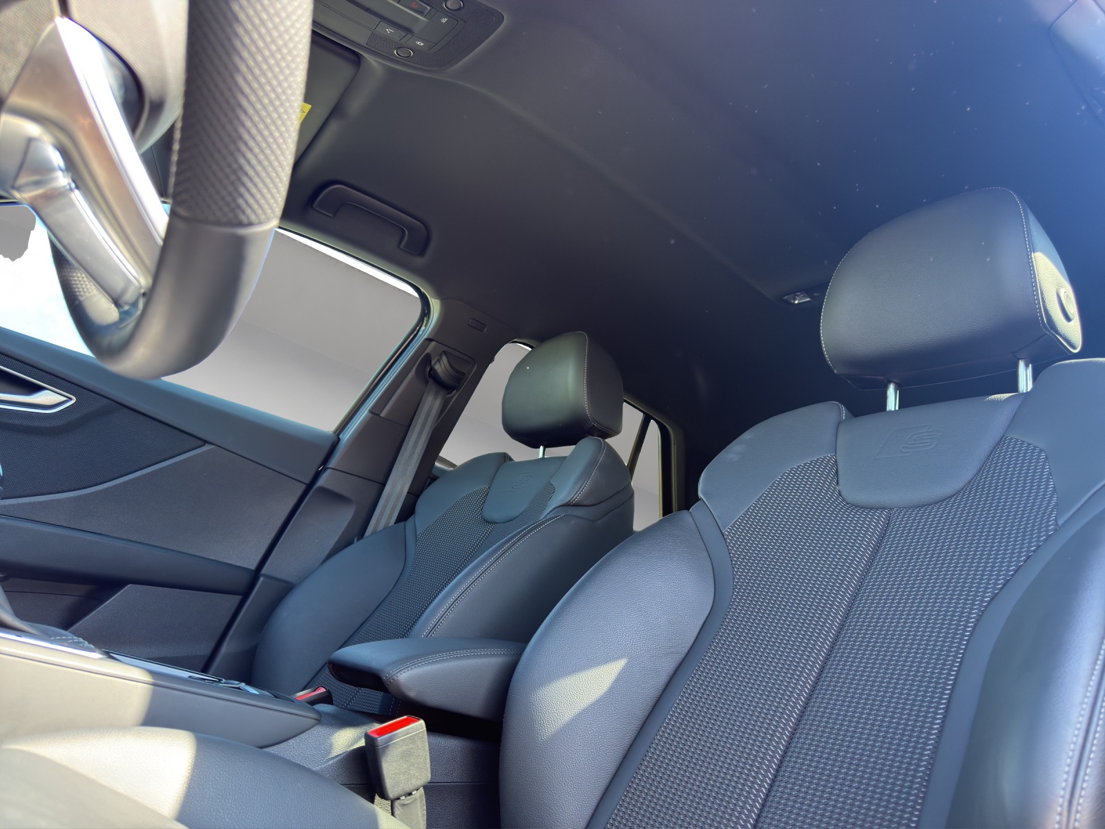 AUDI Q2 40 TFSI advanced Attraction quattro S-tronic-image-15