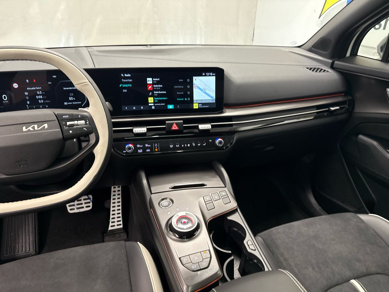 KIA Sportage 1.6T-GDi PHEV GT-Line-image-7