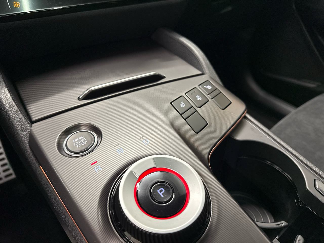 KIA Sportage 1.6T-GDi PHEV GT-Line-image-11