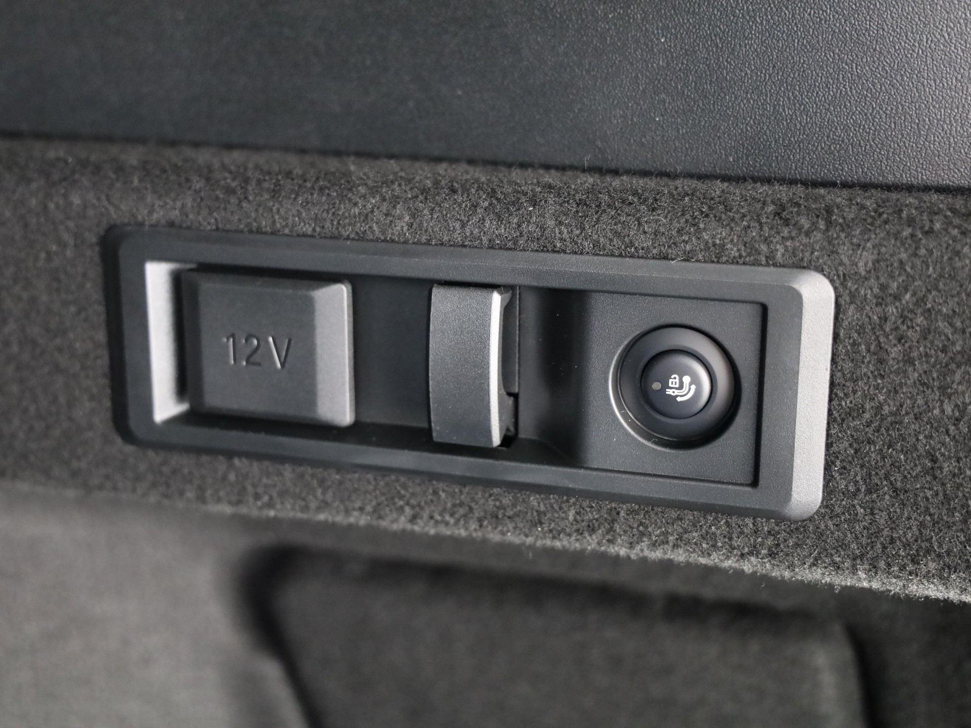 BMW X3 20i xDrive-image-8