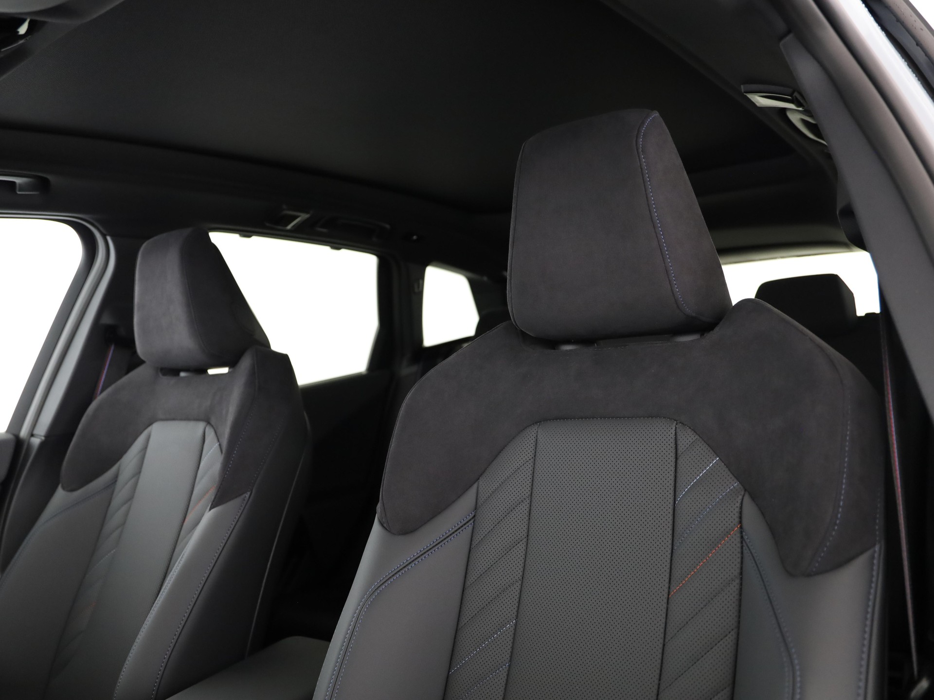BMW X3 20i xDrive-image-11