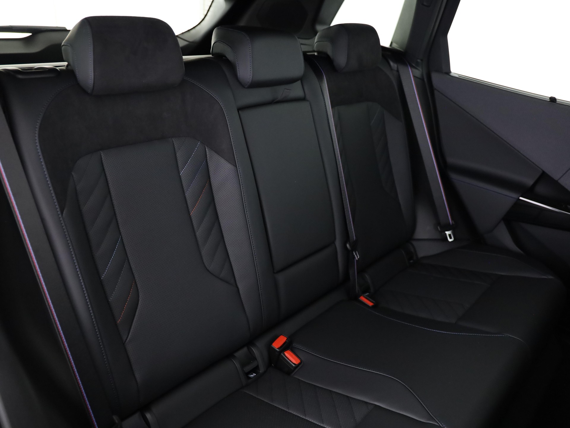BMW X3 20i xDrive-image-15
