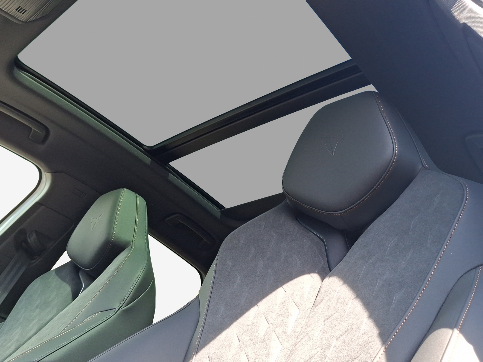 CUPRA Terramar 2.0 TSI DSG Prime Edition VZ 4Drive-image-15
