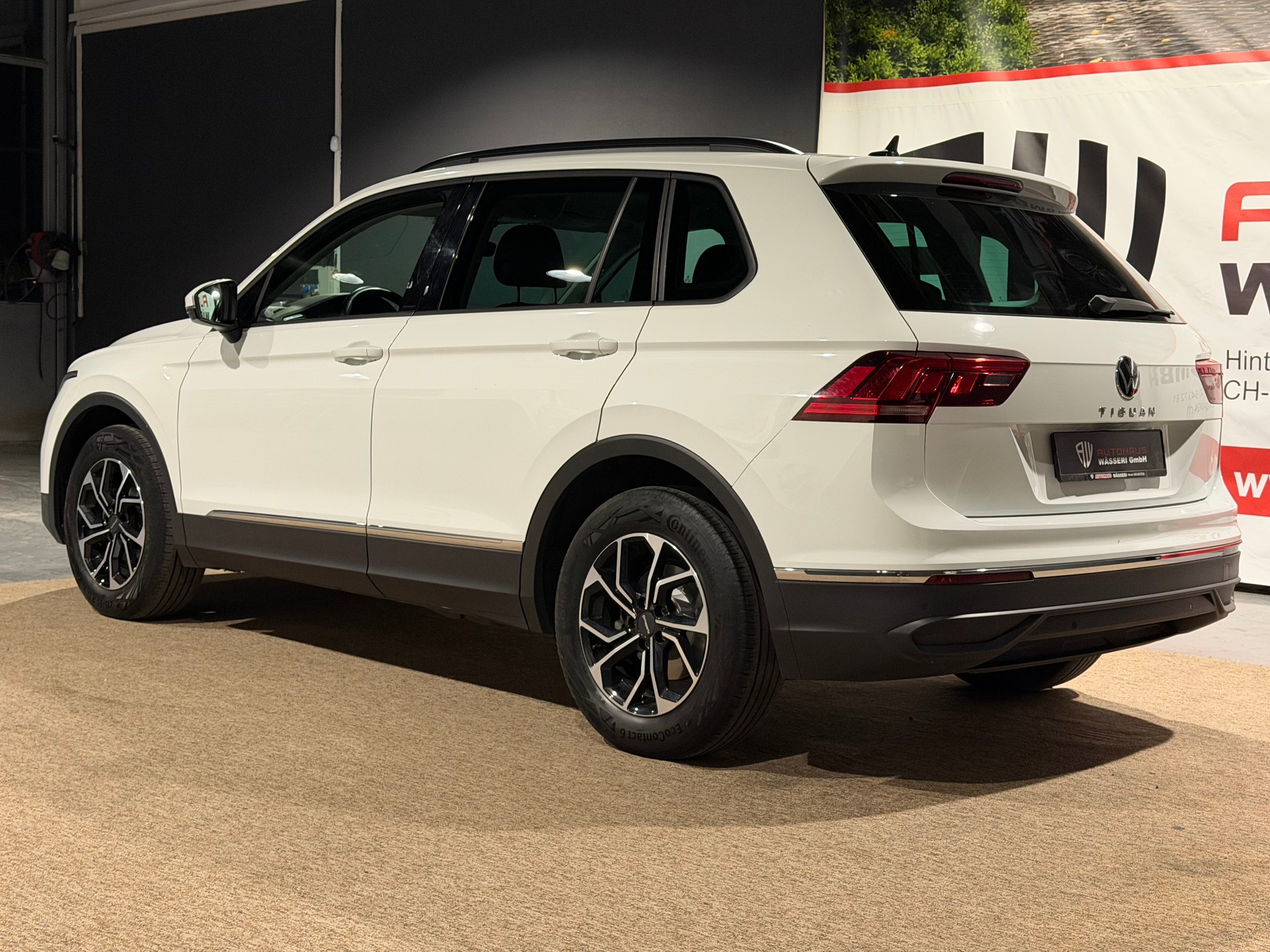 VW Tiguan 1.5TSI Evo Starter-image-4