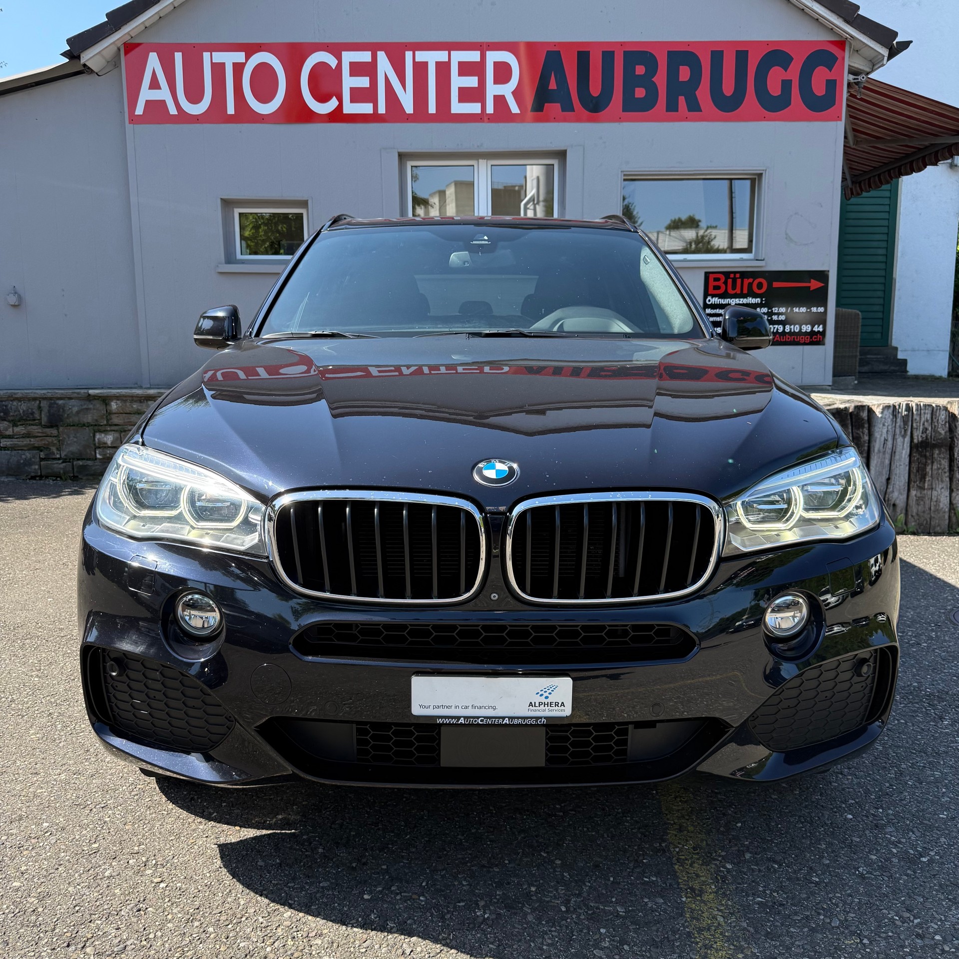 BMW X5 xDrive 30d Steptronic M Sport *LEDER - PANORAMA-DACH - ANHÄNGERKUPPLUNG*-showroom-element-3