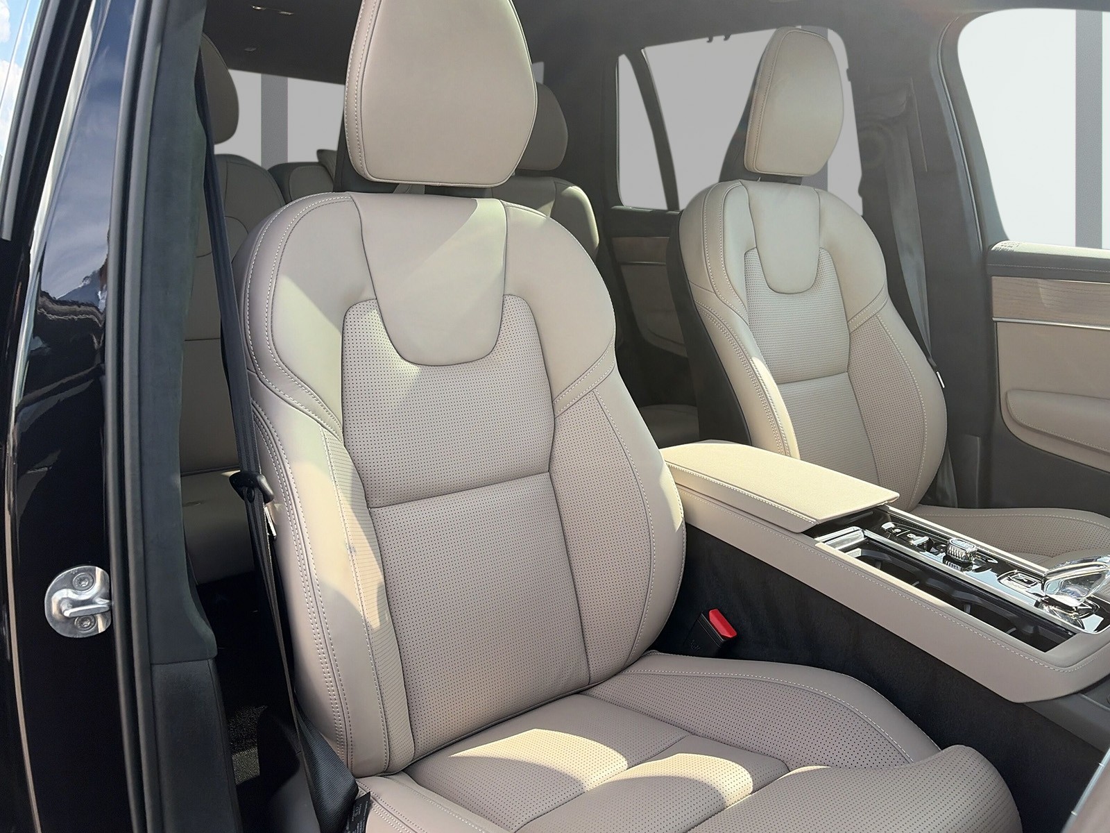 VOLVO XC90 2.0 T8 TE XCLUSIVE Edition Dark eAWD-image-14