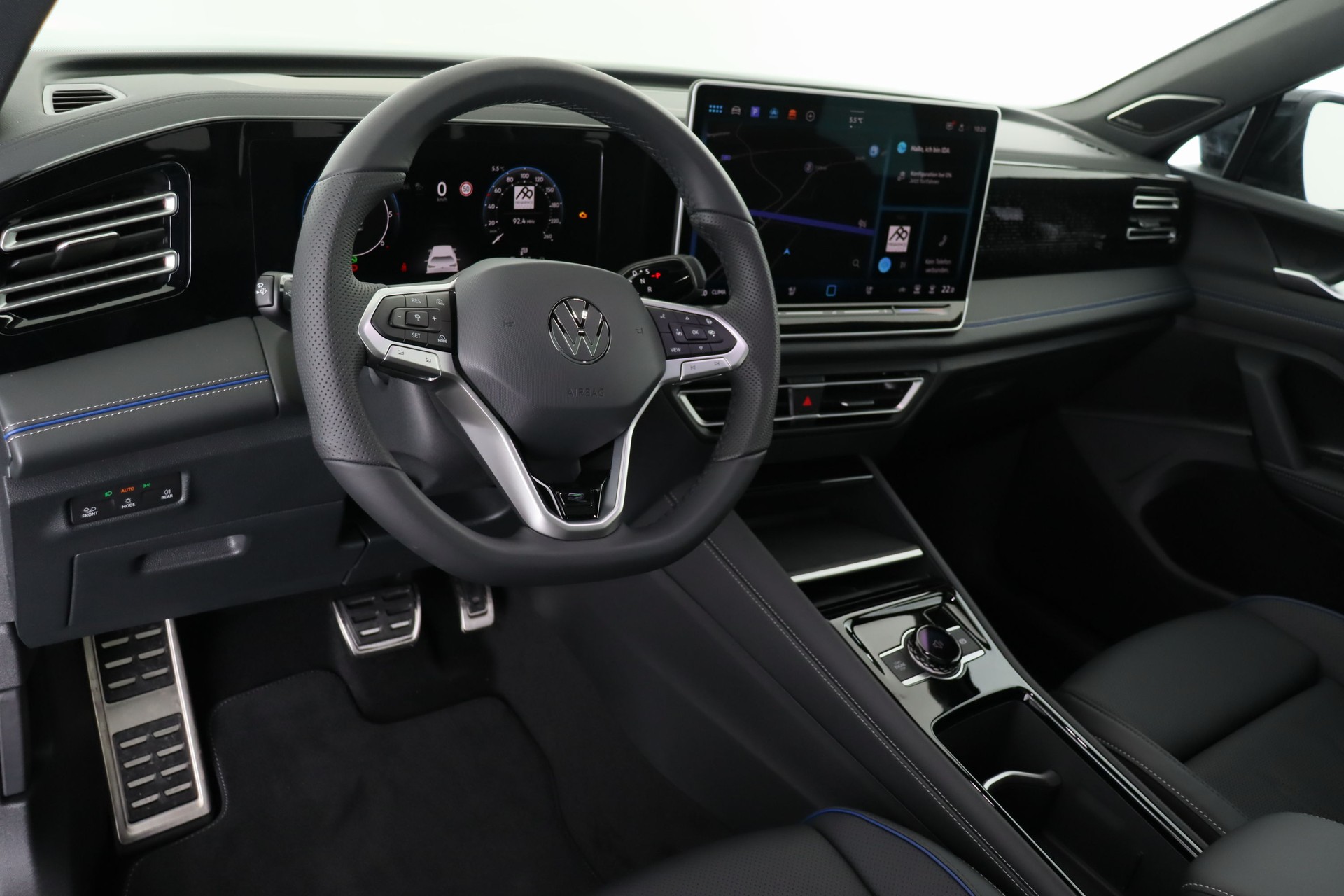 VW Tiguan 2.0 TSI DSG R-Line 4Motion-image-14