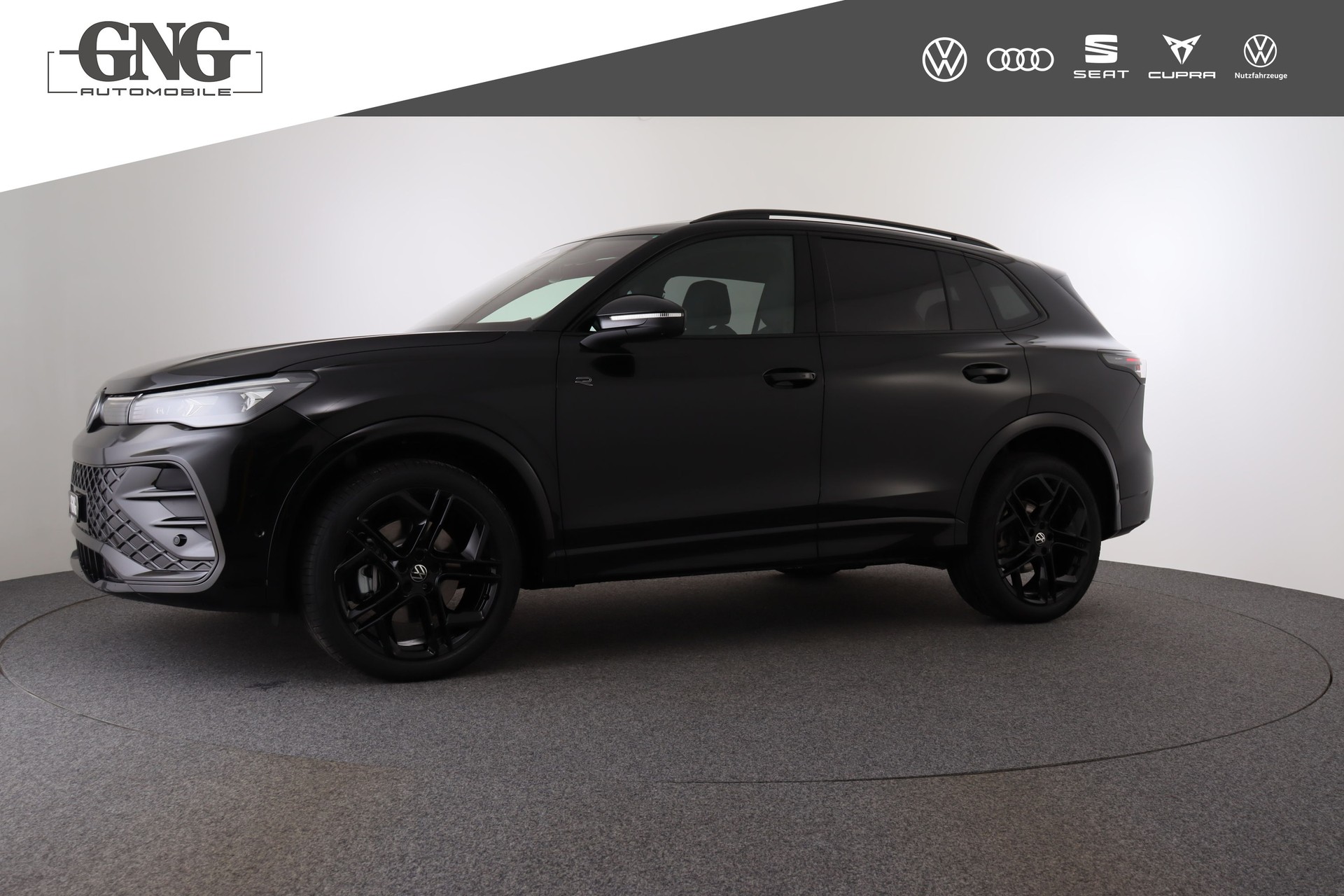VW Tiguan 2.0 TSI DSG R-Line 4Motion-image-1