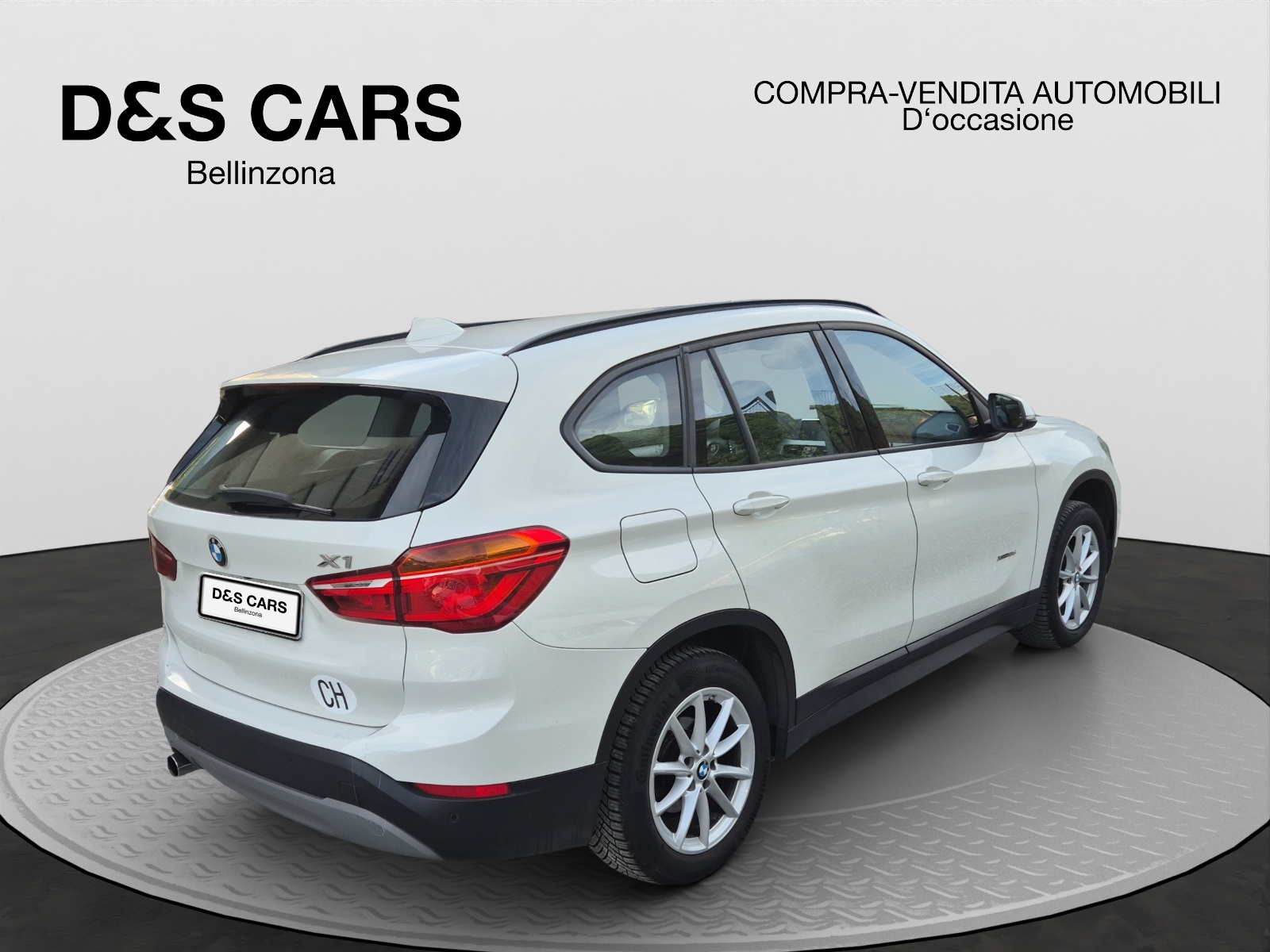 BMW X1 xDrive 18d xLine Steptronic-image-5